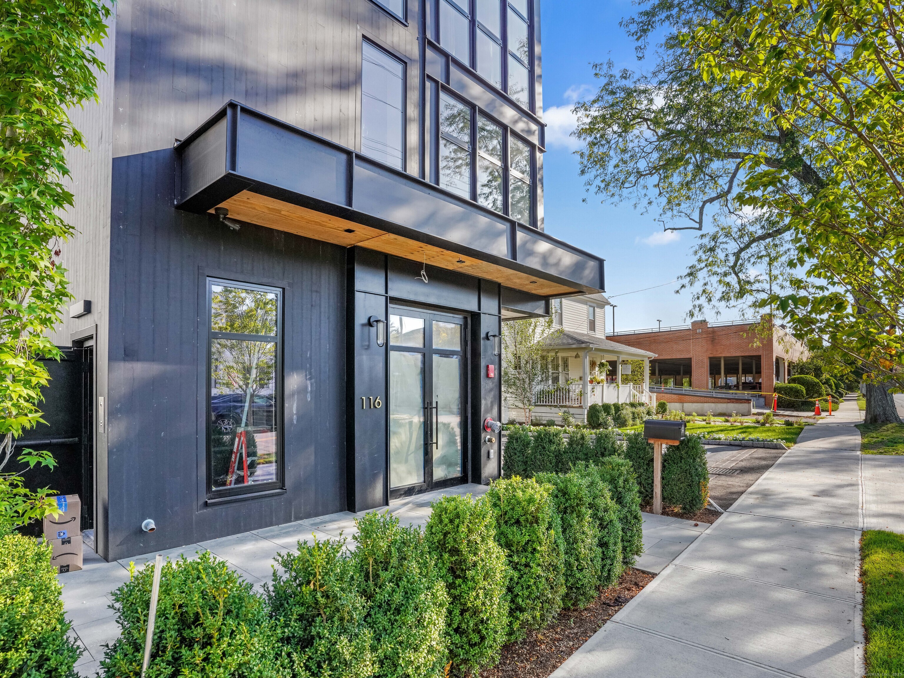 116 Sherman Street 1