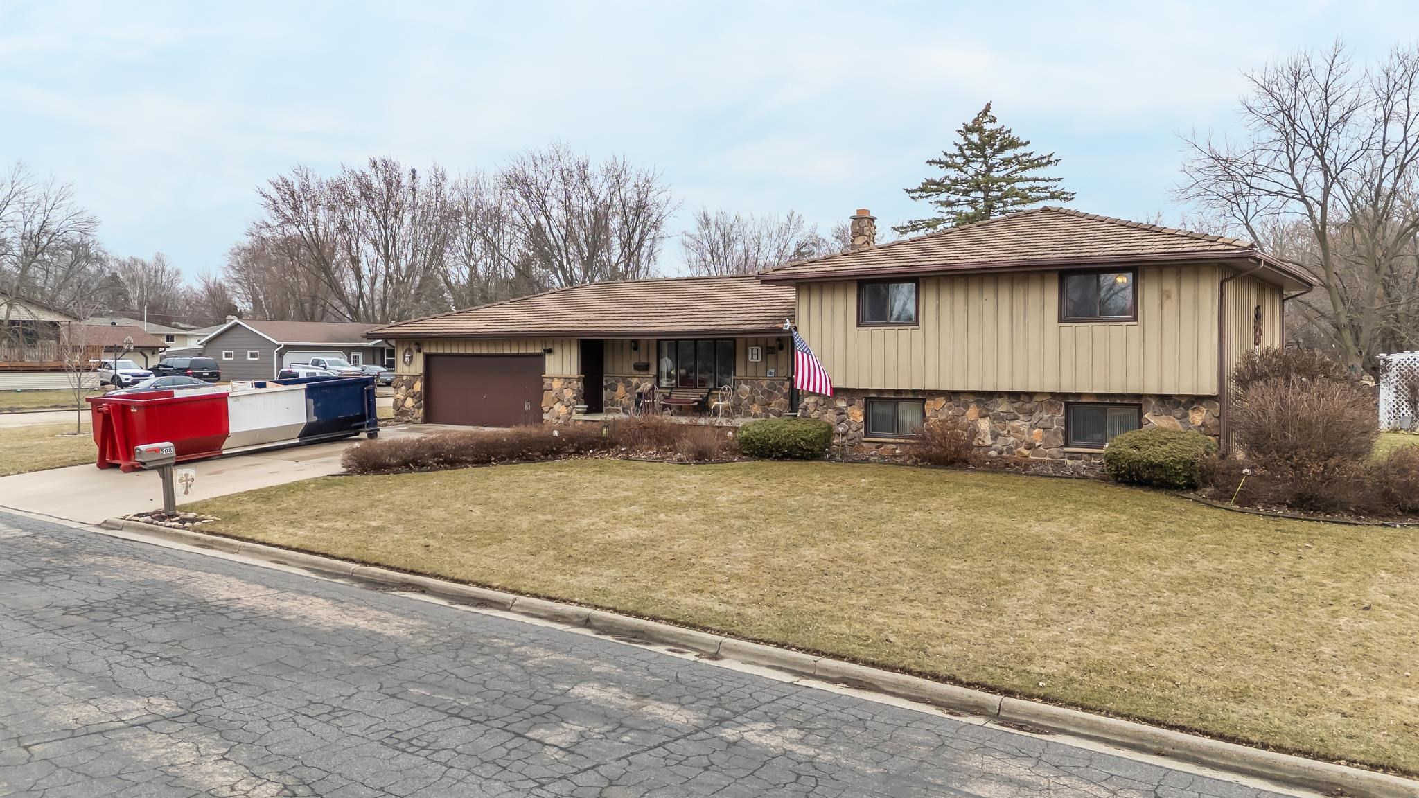 508 W MARTIN Street