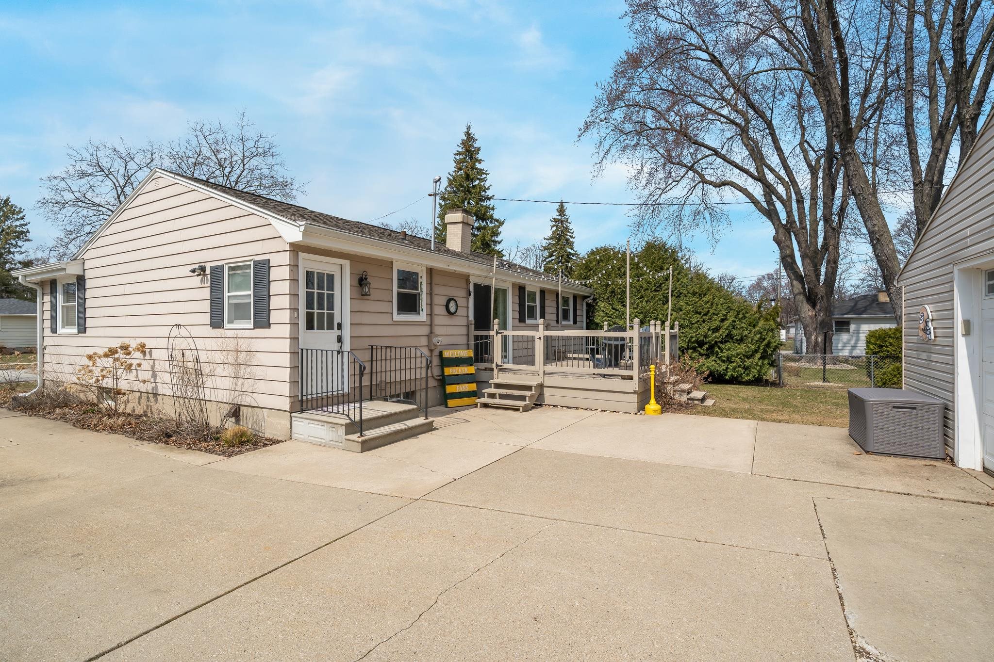 1501 WALLS Street
