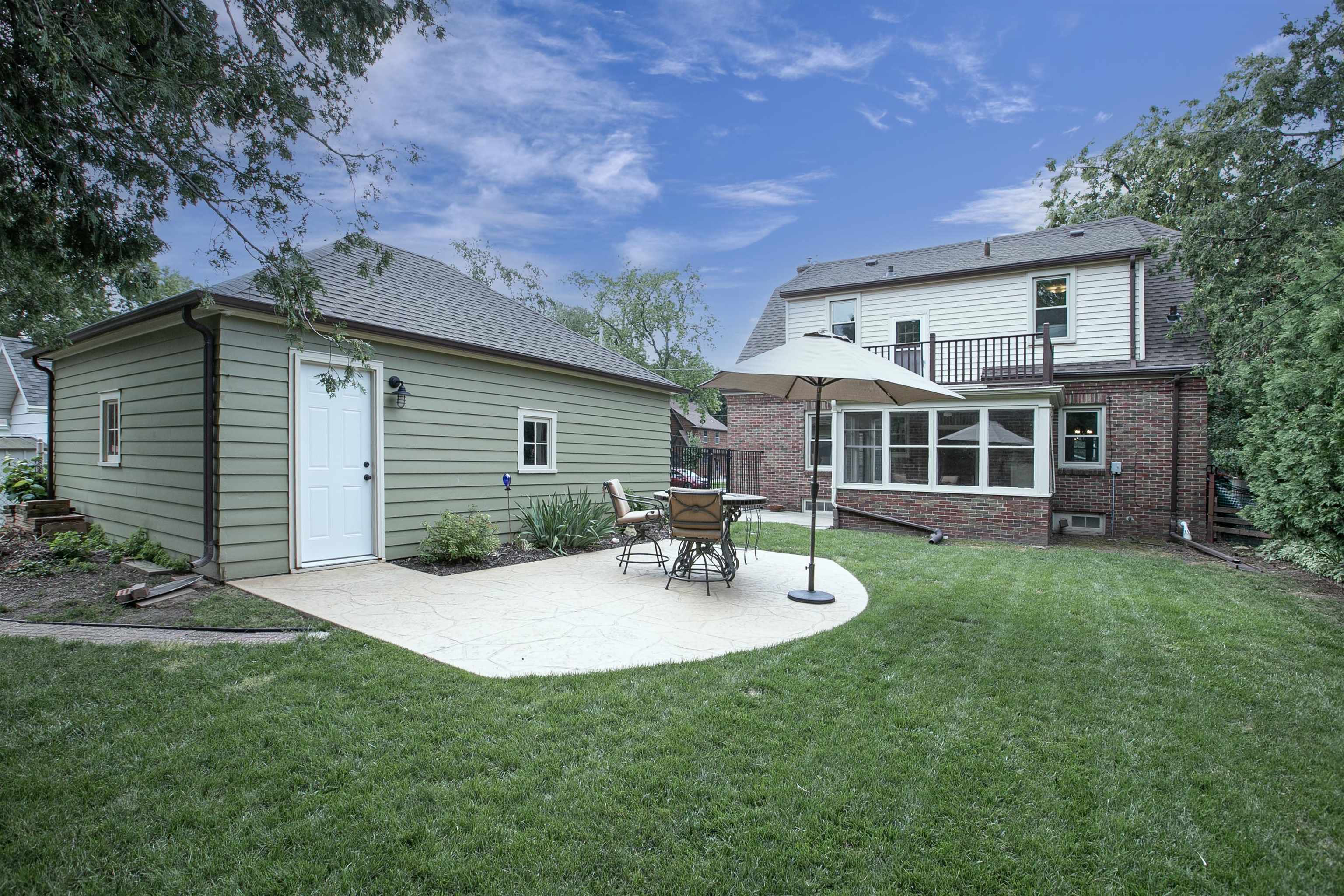 314 E RANDALL Street