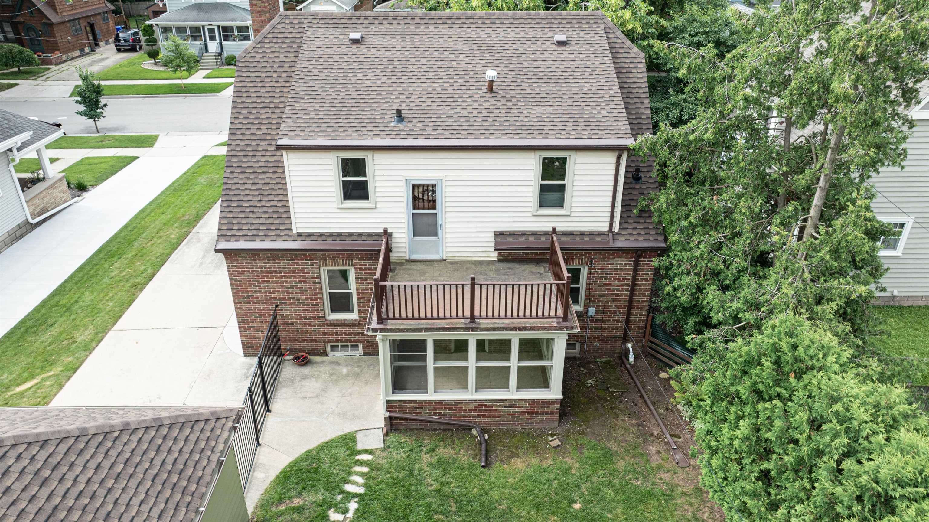 314 E RANDALL Street