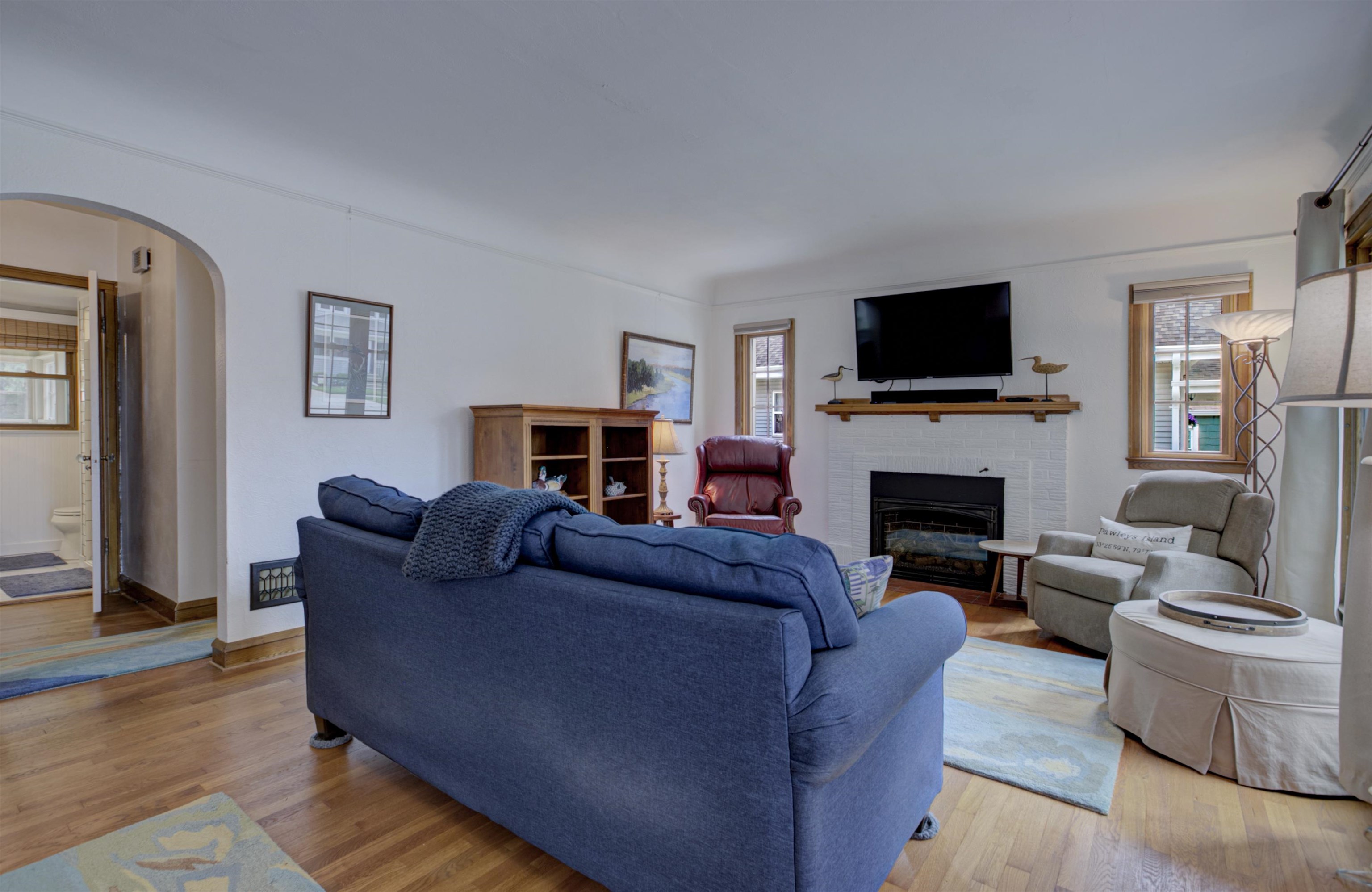 314 E RANDALL Street