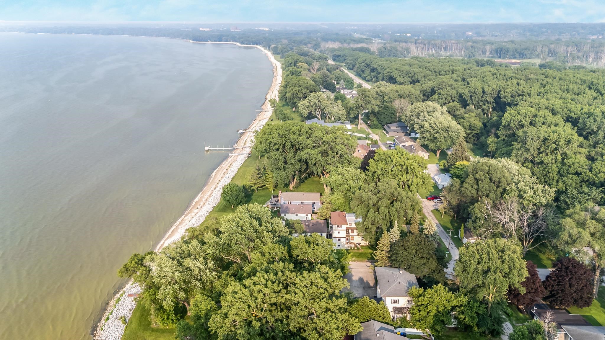 2161 LAKESIDE Place