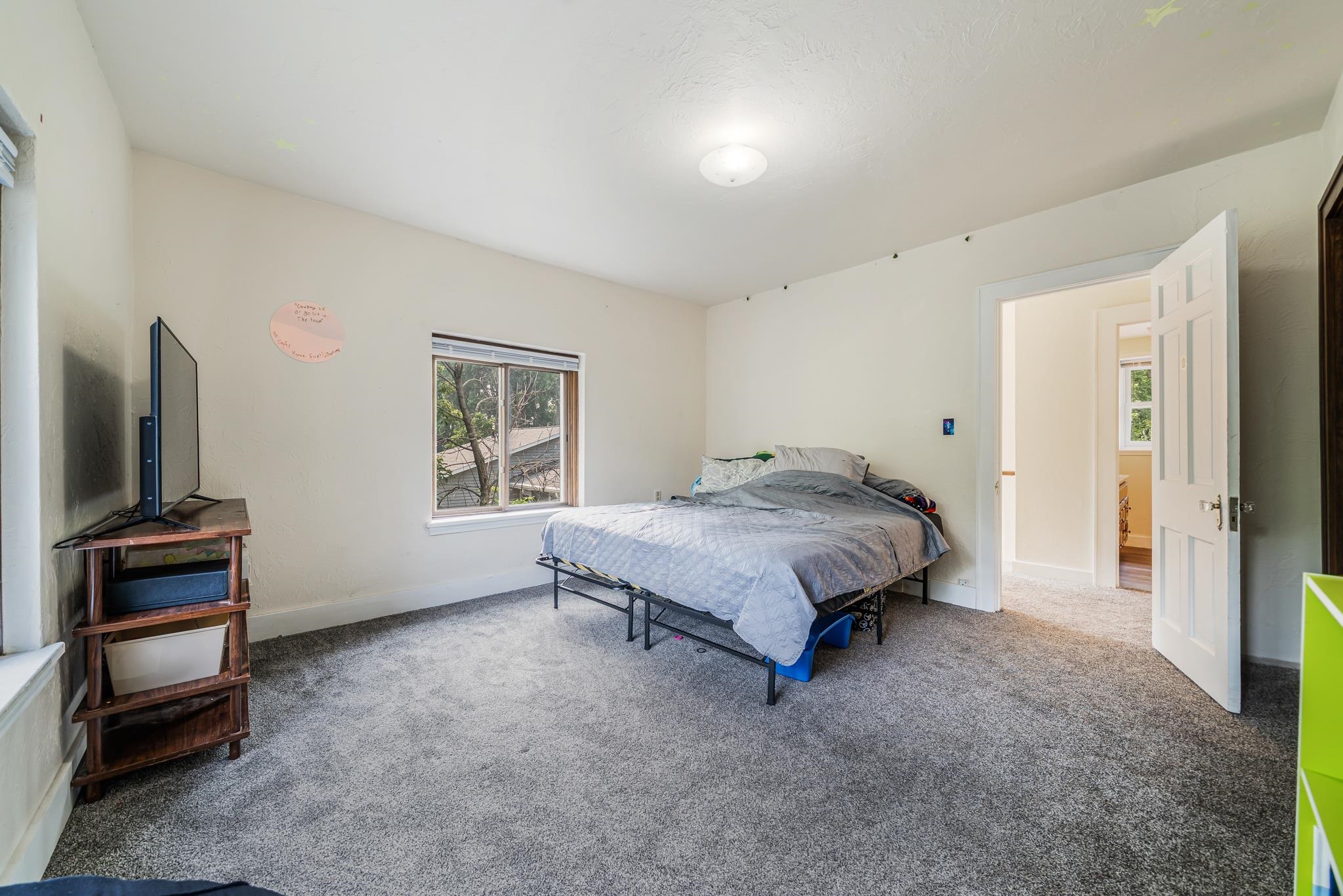 2161 LAKESIDE Place