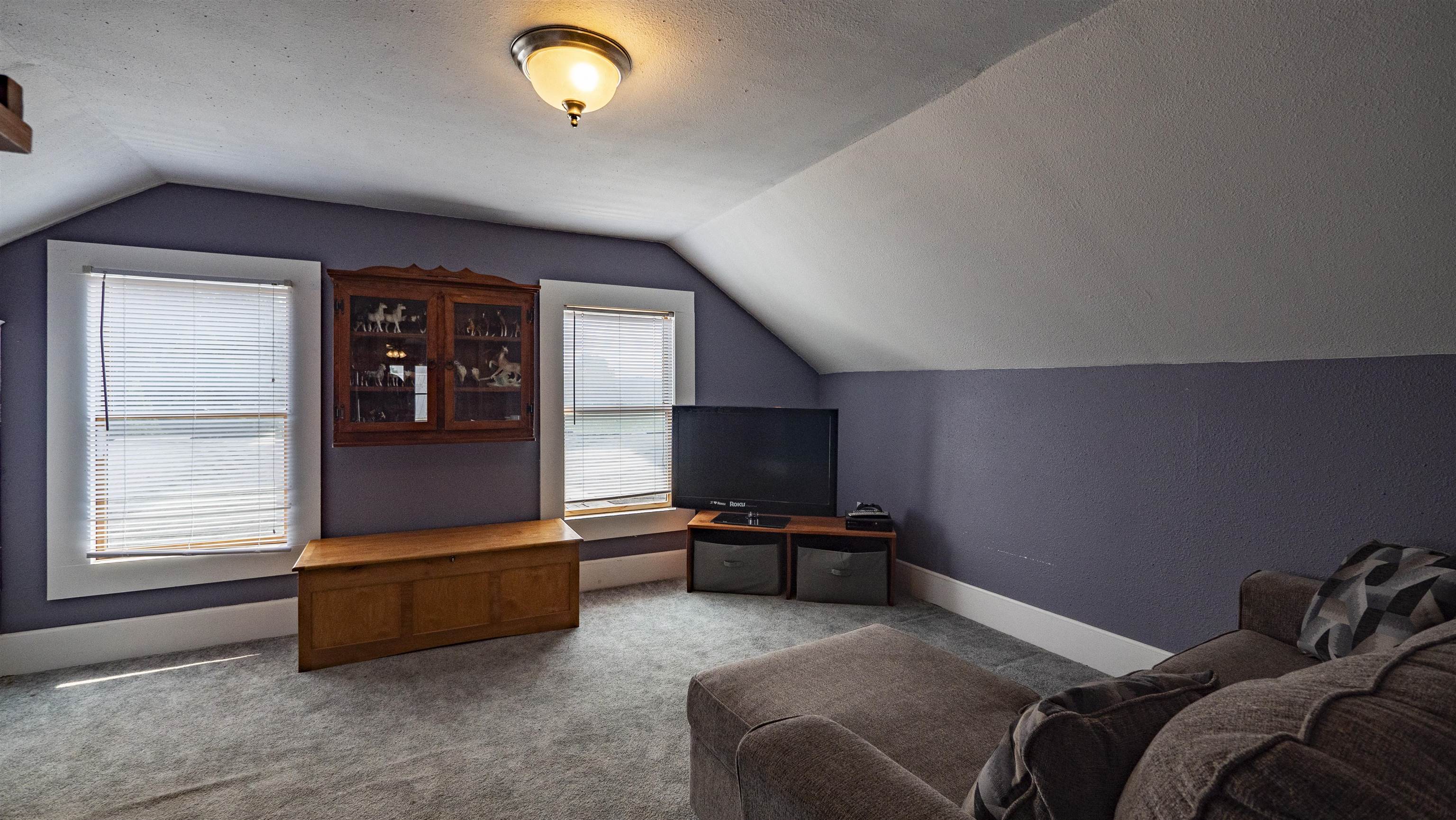 8019 ARROW Lane