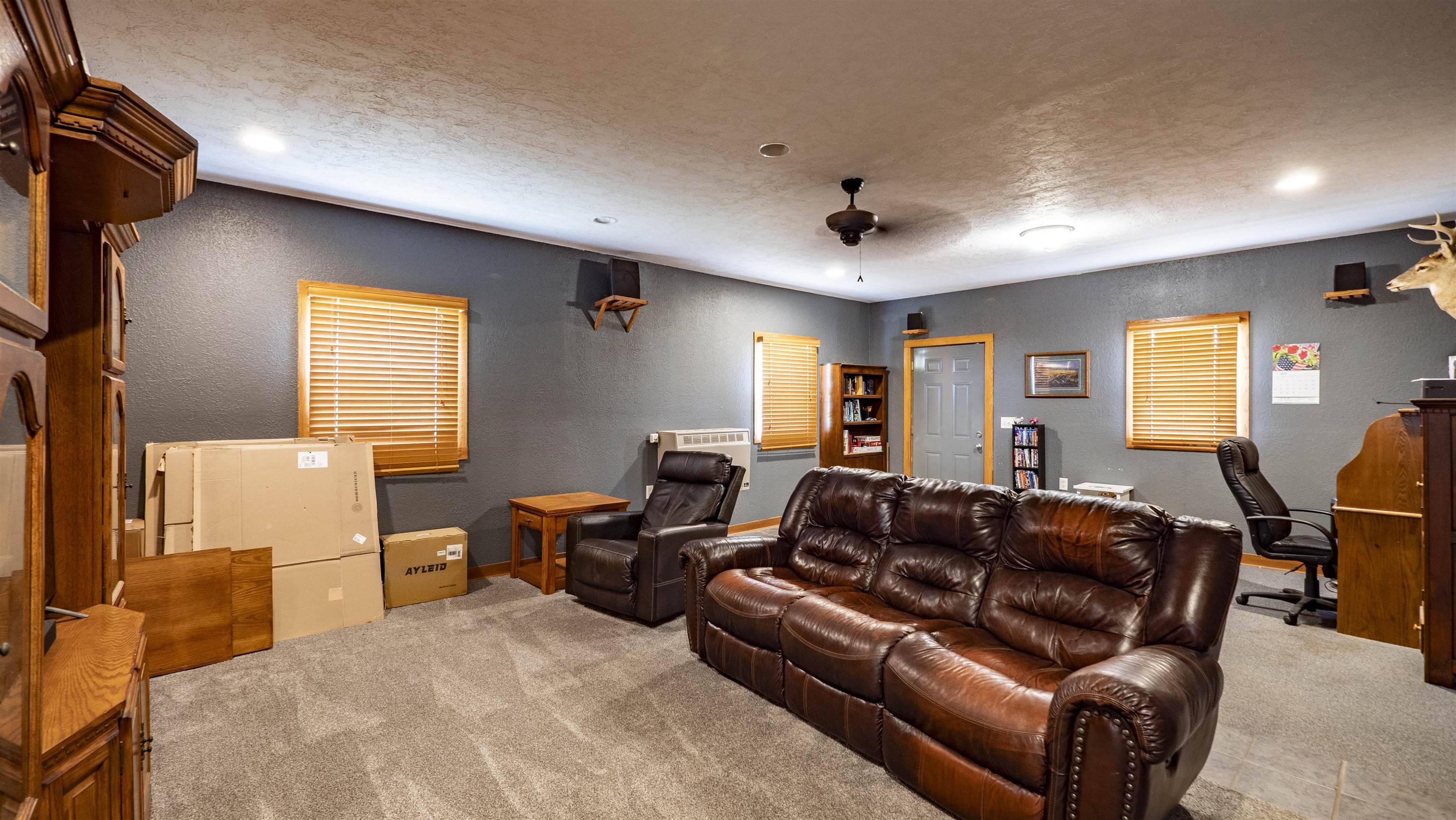 8019 ARROW Lane