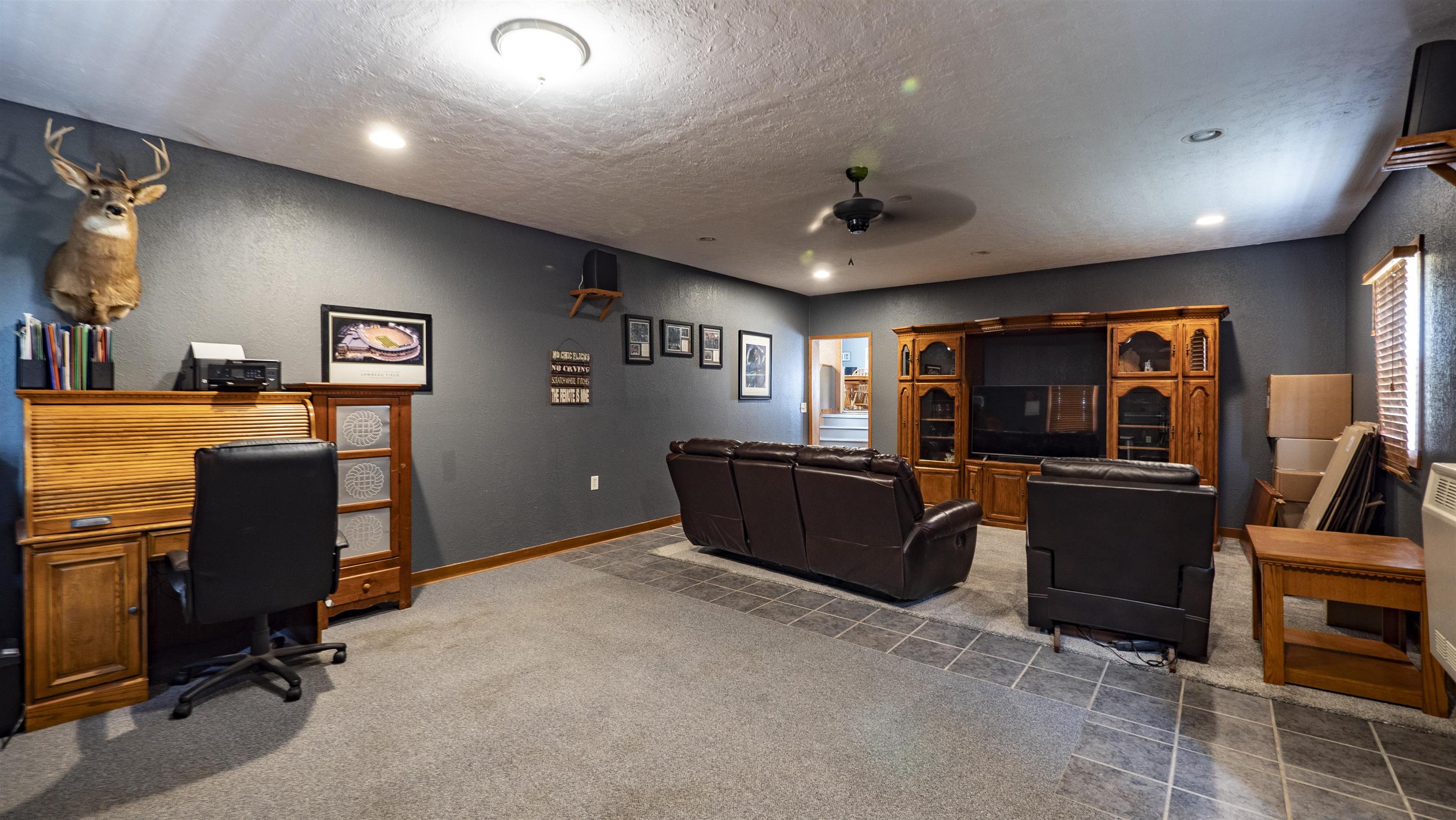 8019 ARROW Lane