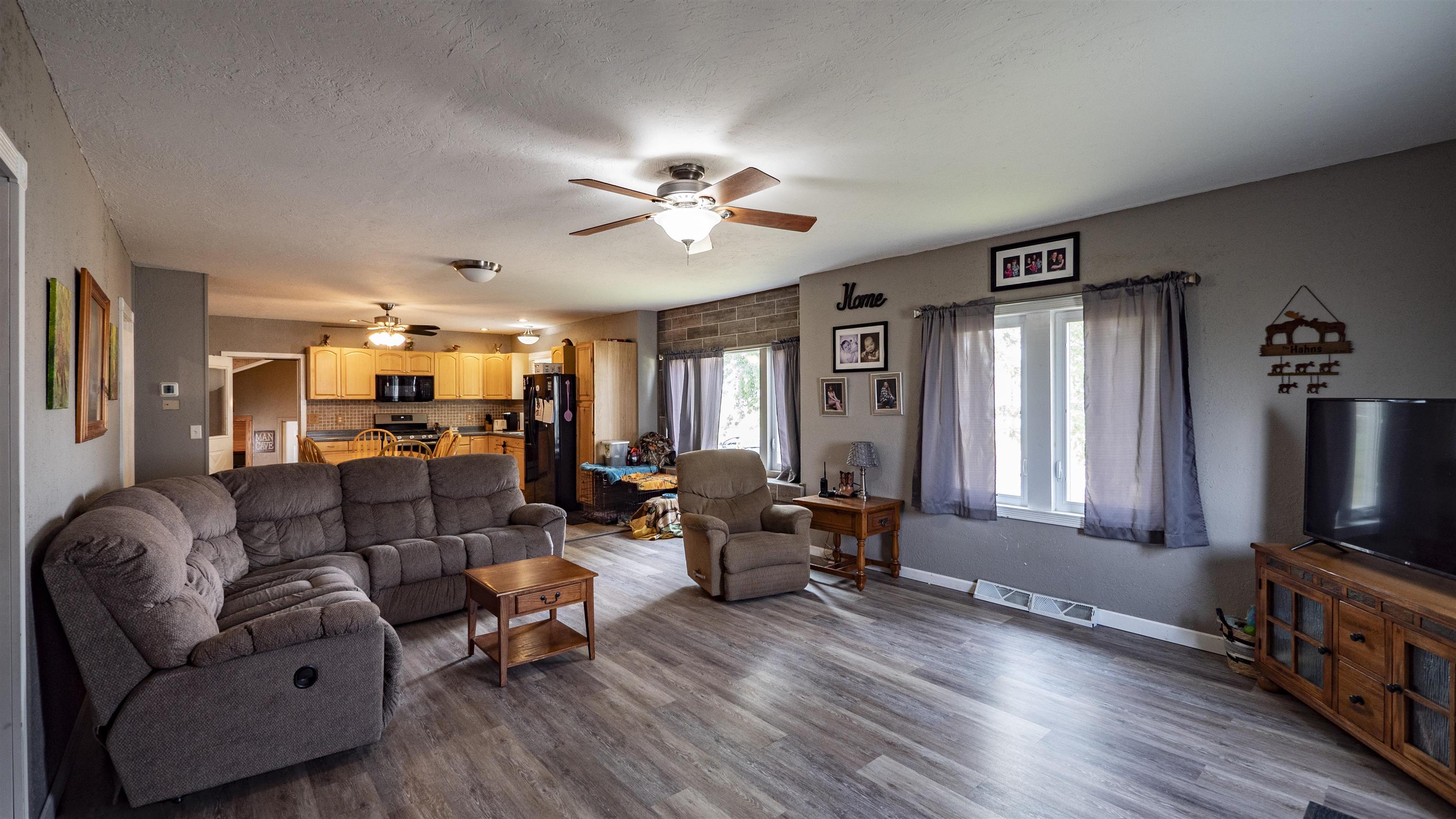 8019 ARROW Lane