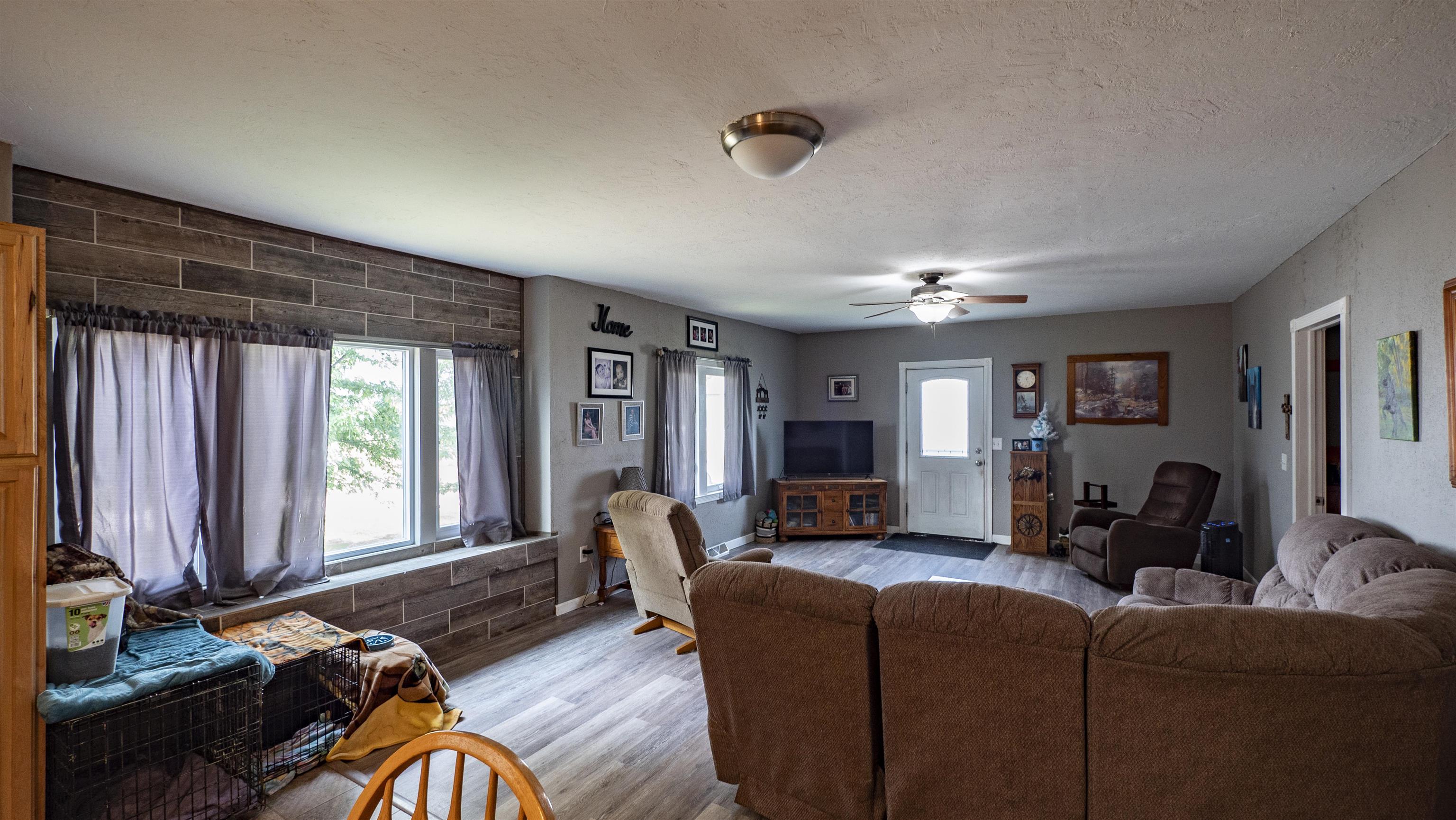 8019 ARROW Lane