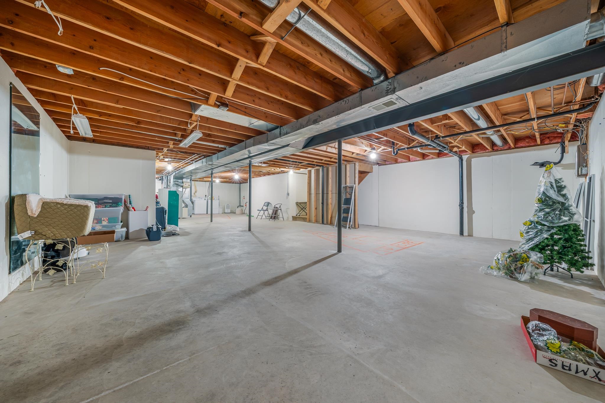212 E NORFOLK Place