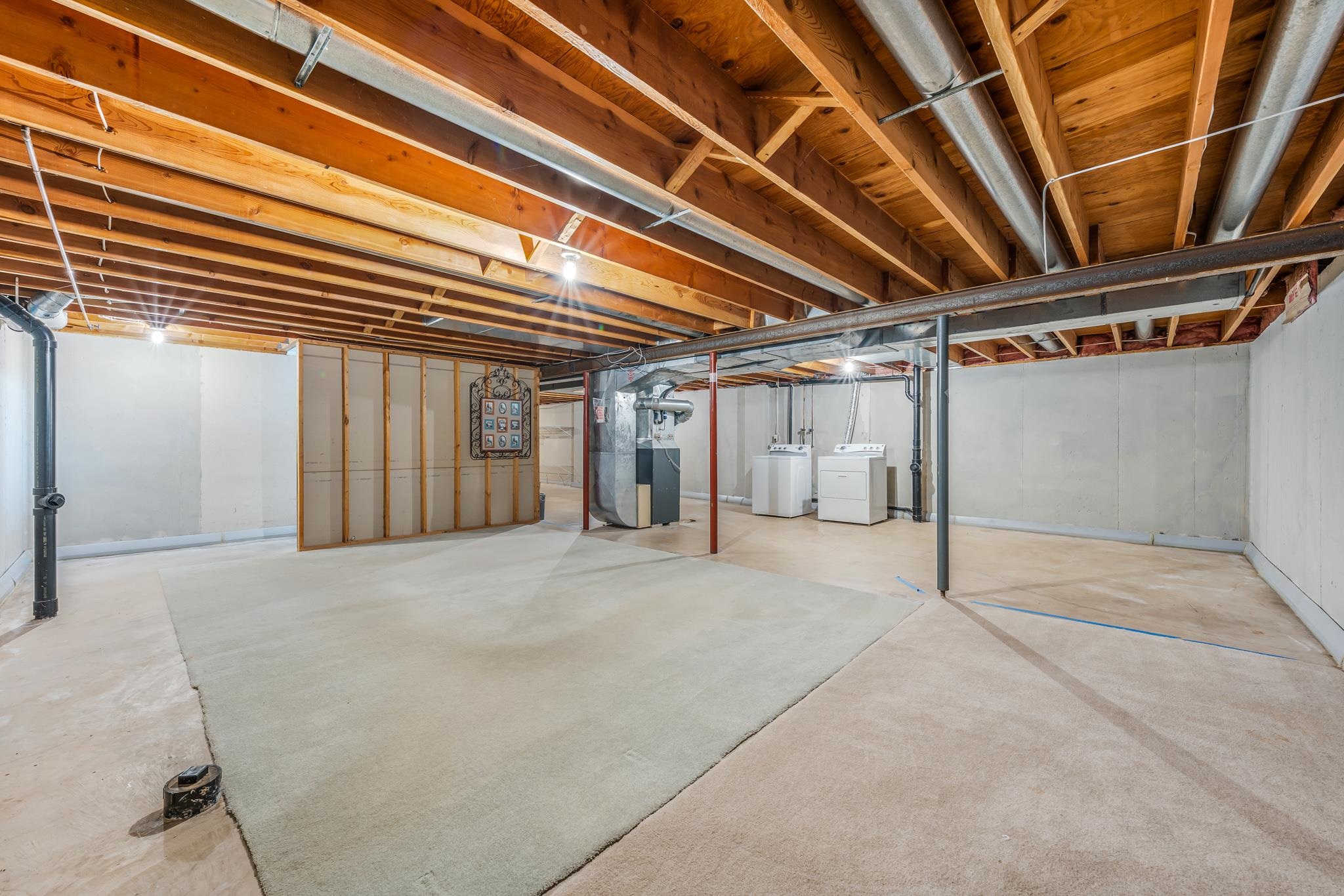 35 GREVES Court