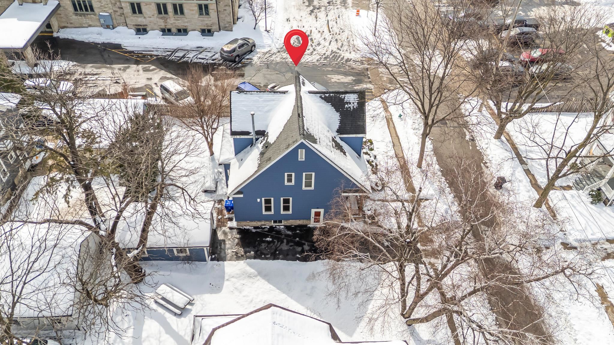 526 N IDA Street