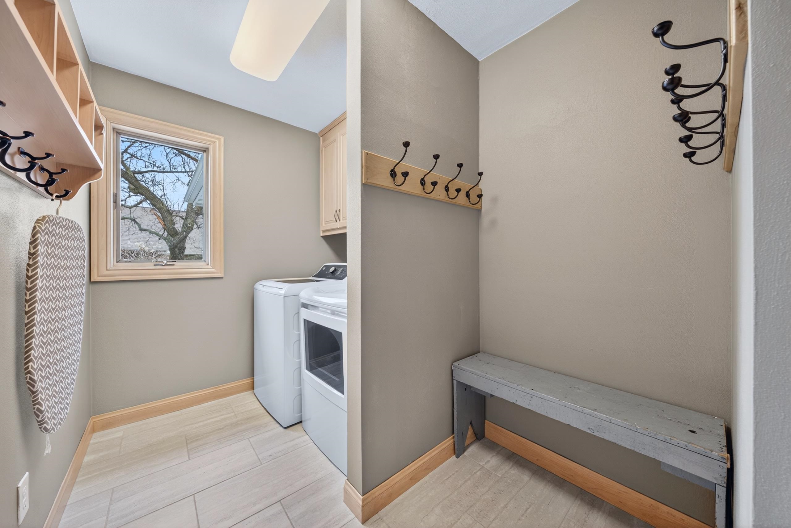 422 E OLDE PALTZER Court