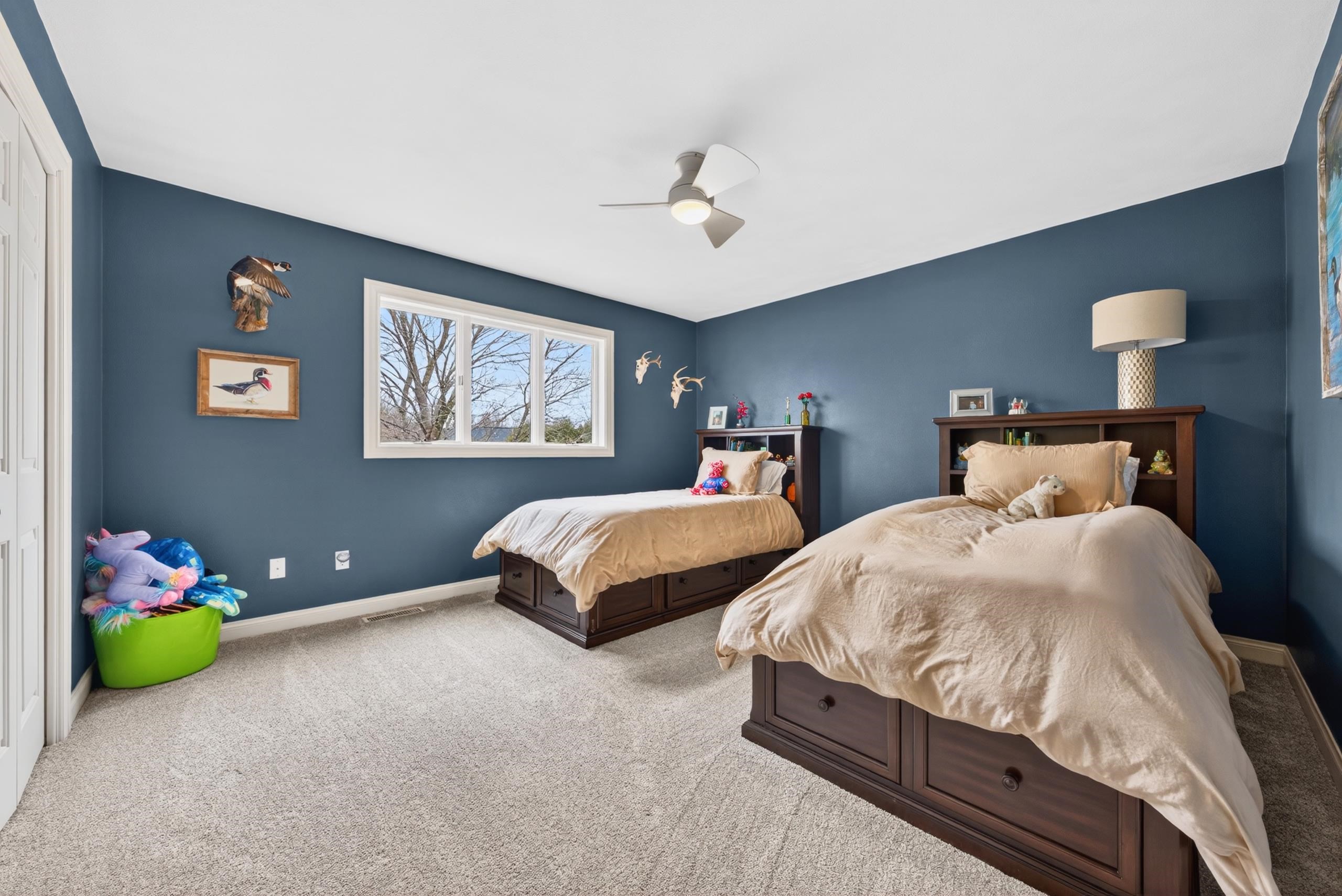 422 E OLDE PALTZER Court