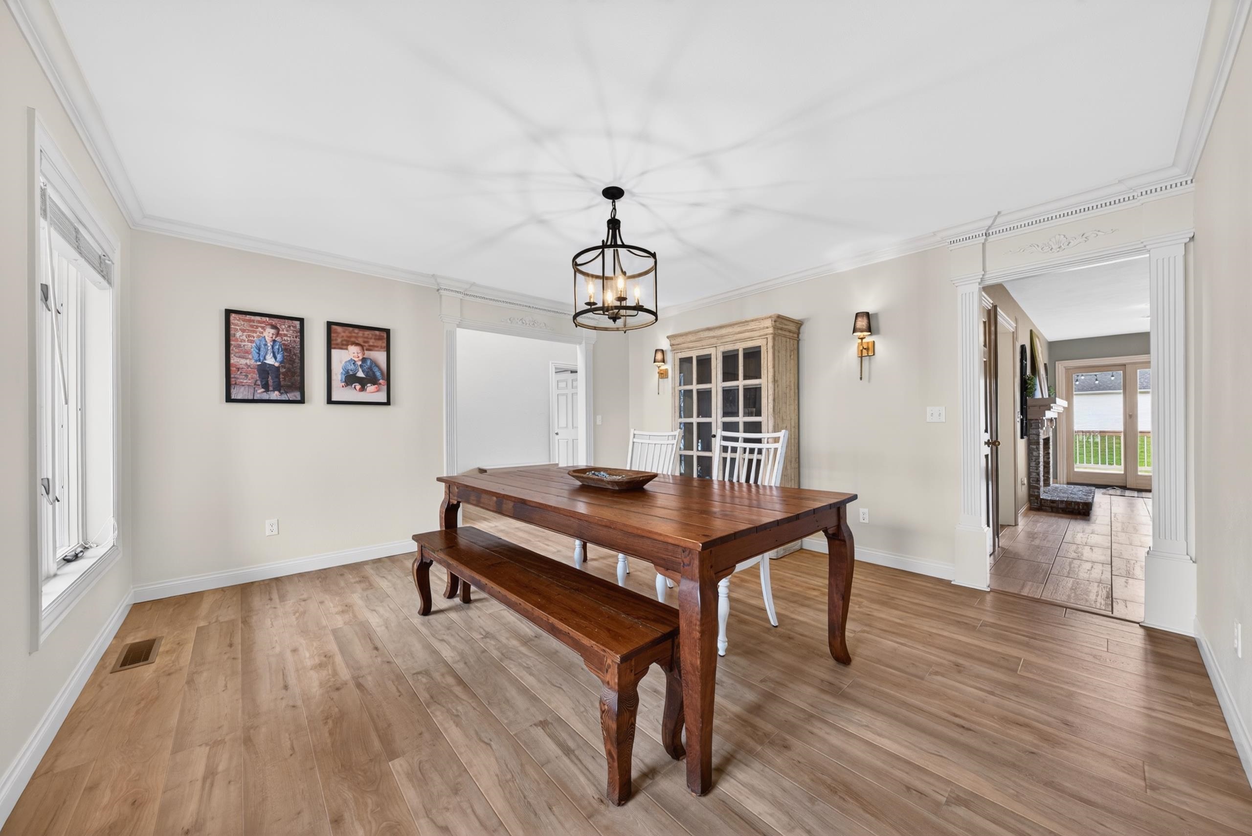 422 E OLDE PALTZER Court