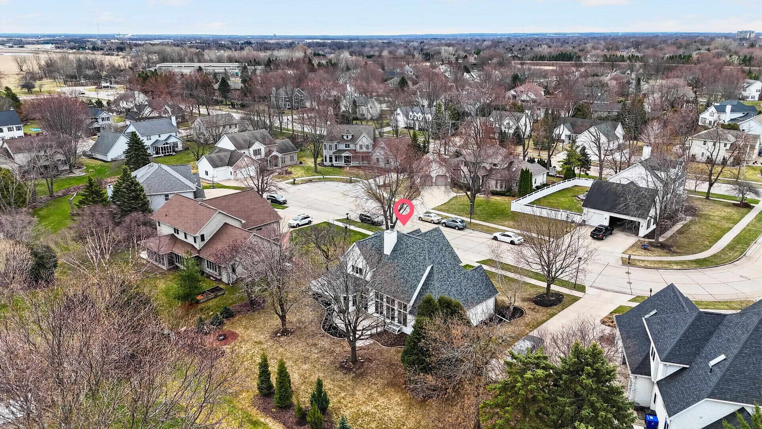 422 E OLDE PALTZER Court