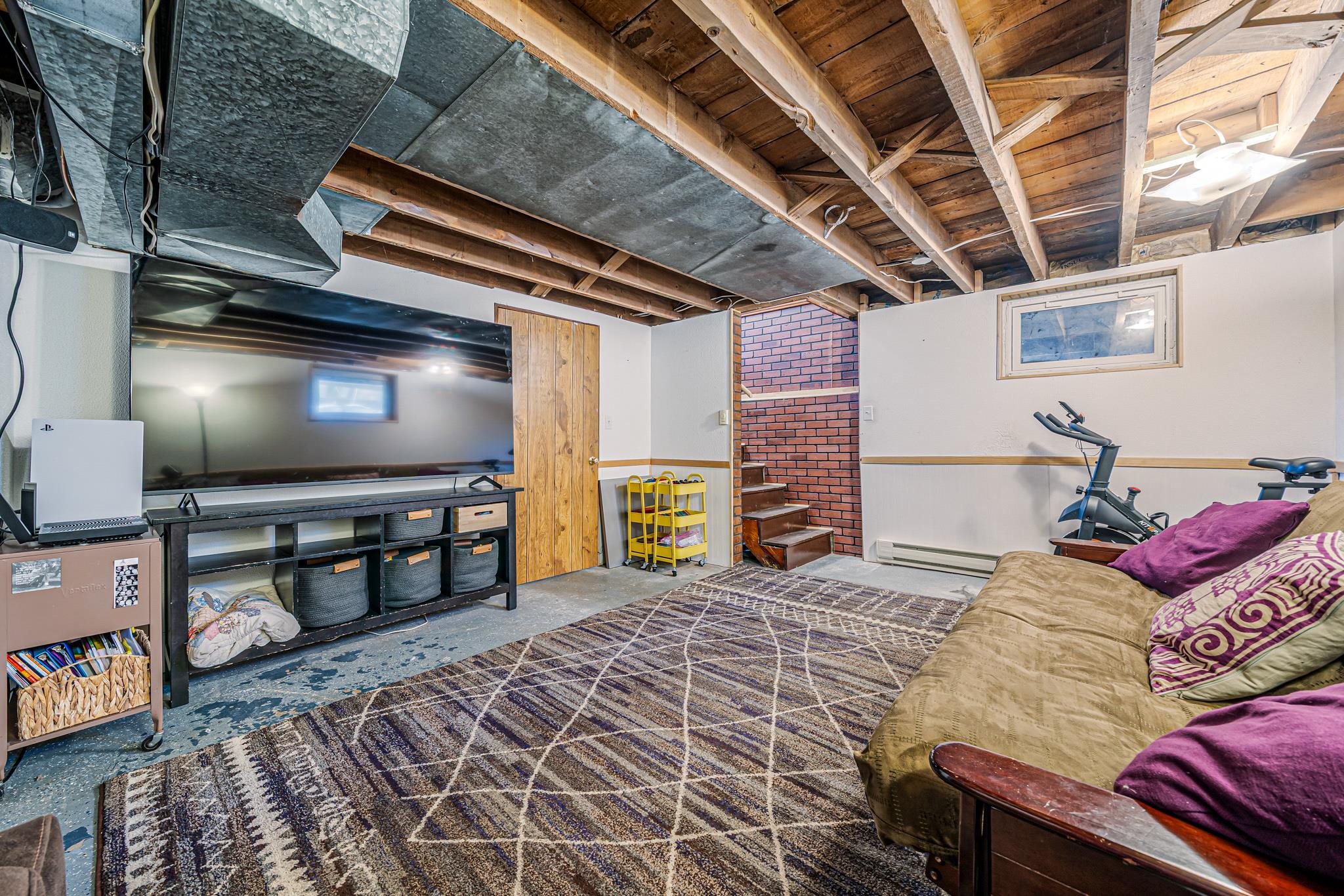 1009 NICOLET Boulevard