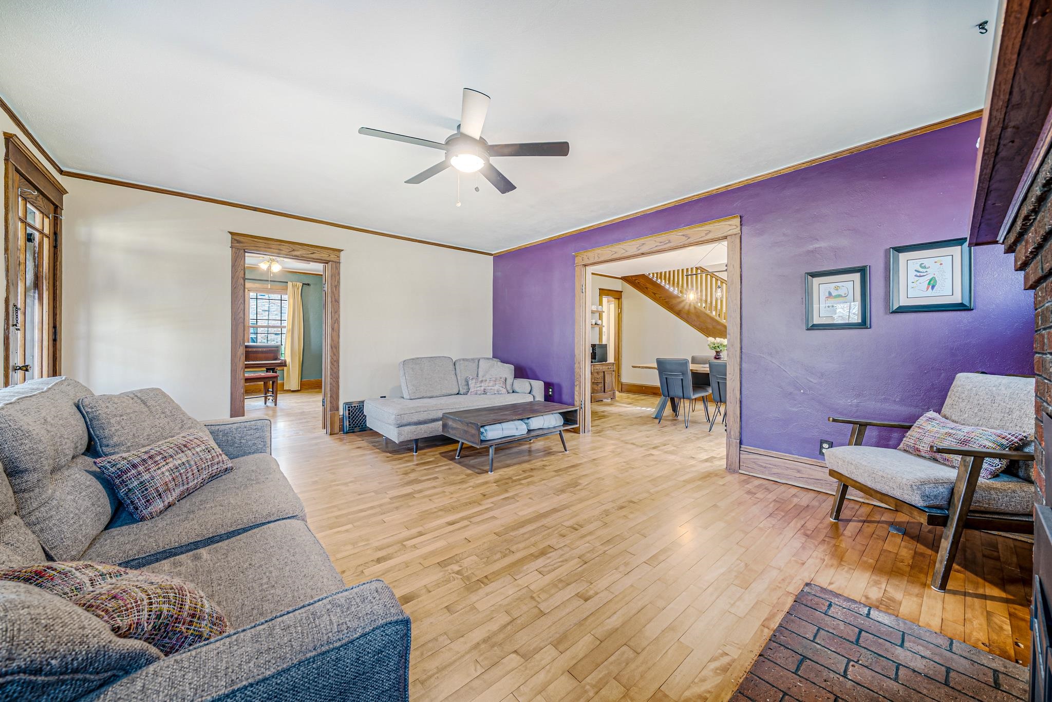 1009 NICOLET Boulevard