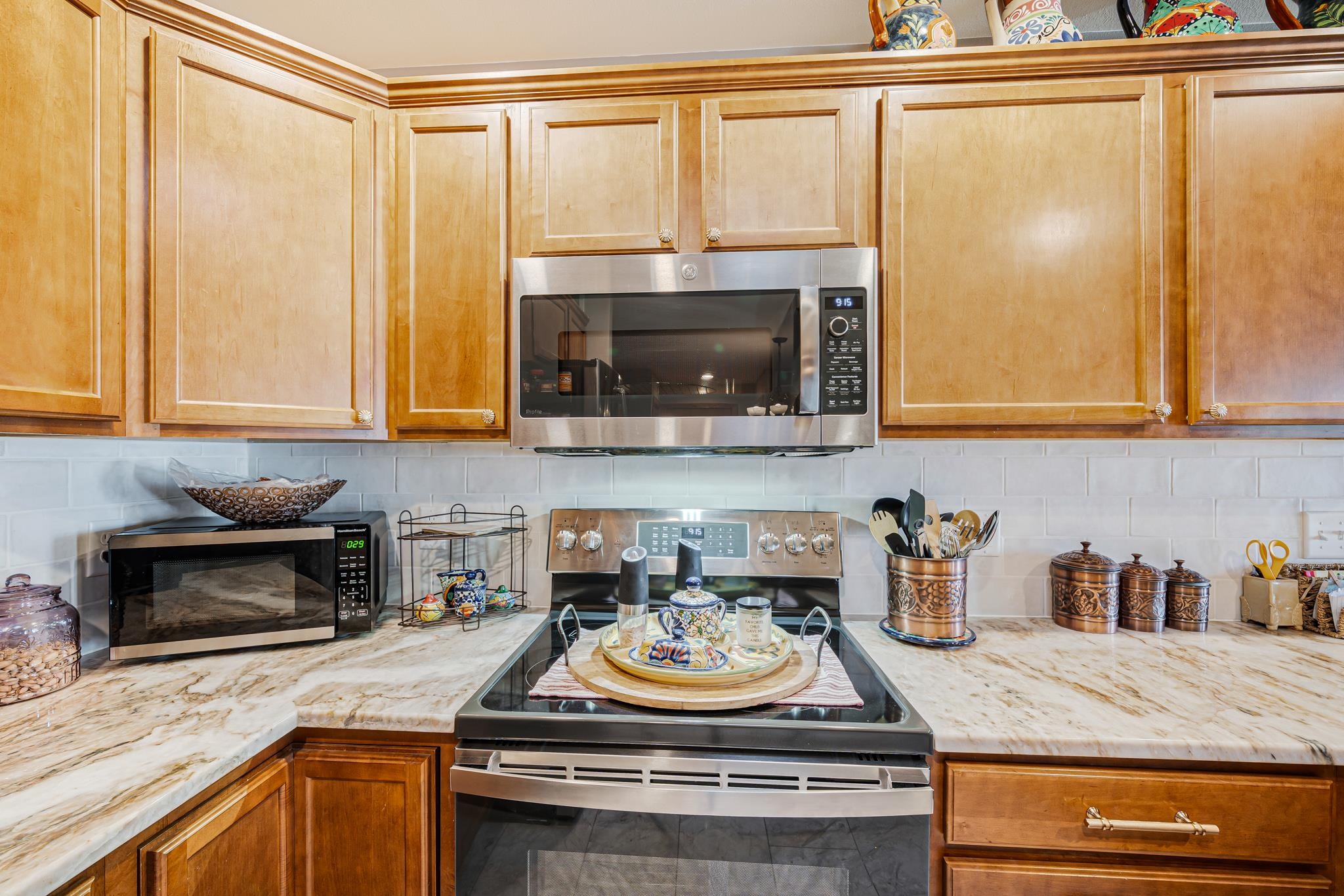 200 PRAIRIE VIEW Court