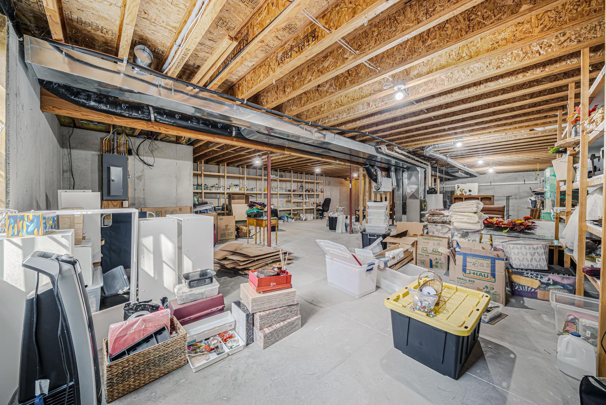 200 PRAIRIE VIEW Court