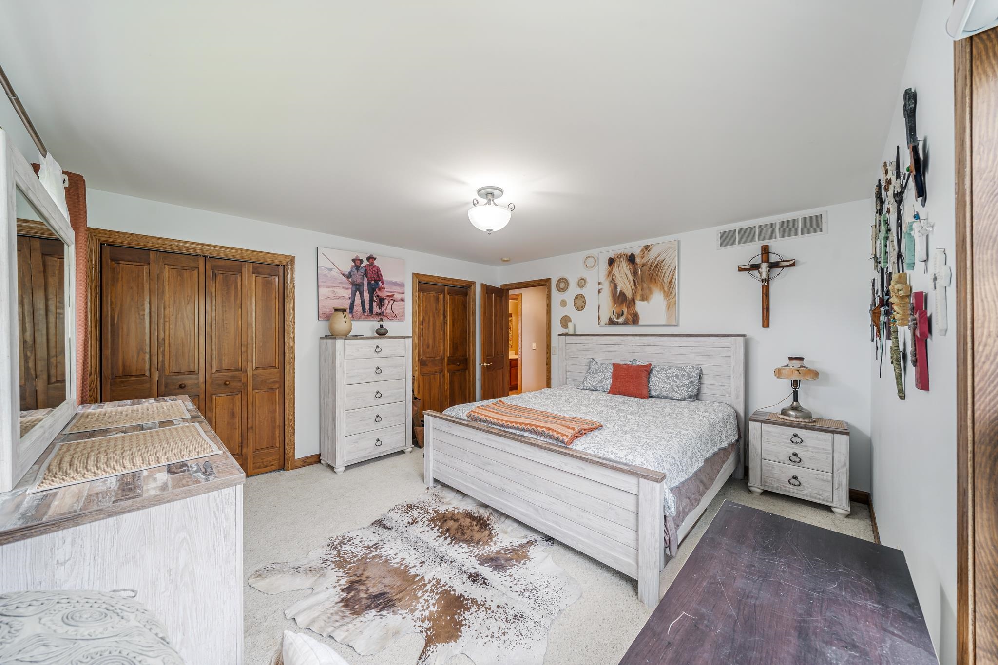 200 PRAIRIE VIEW Court