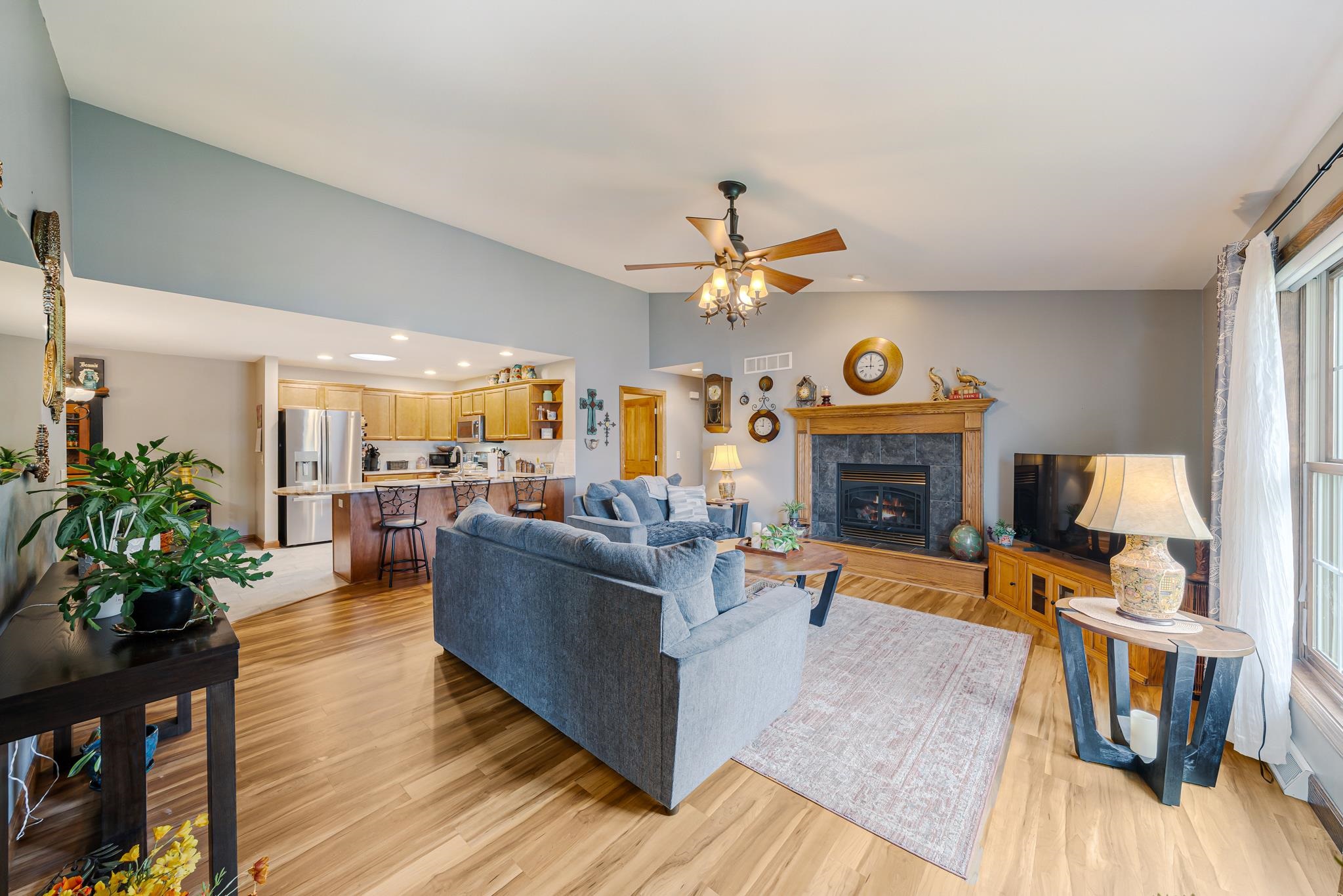 200 PRAIRIE VIEW Court