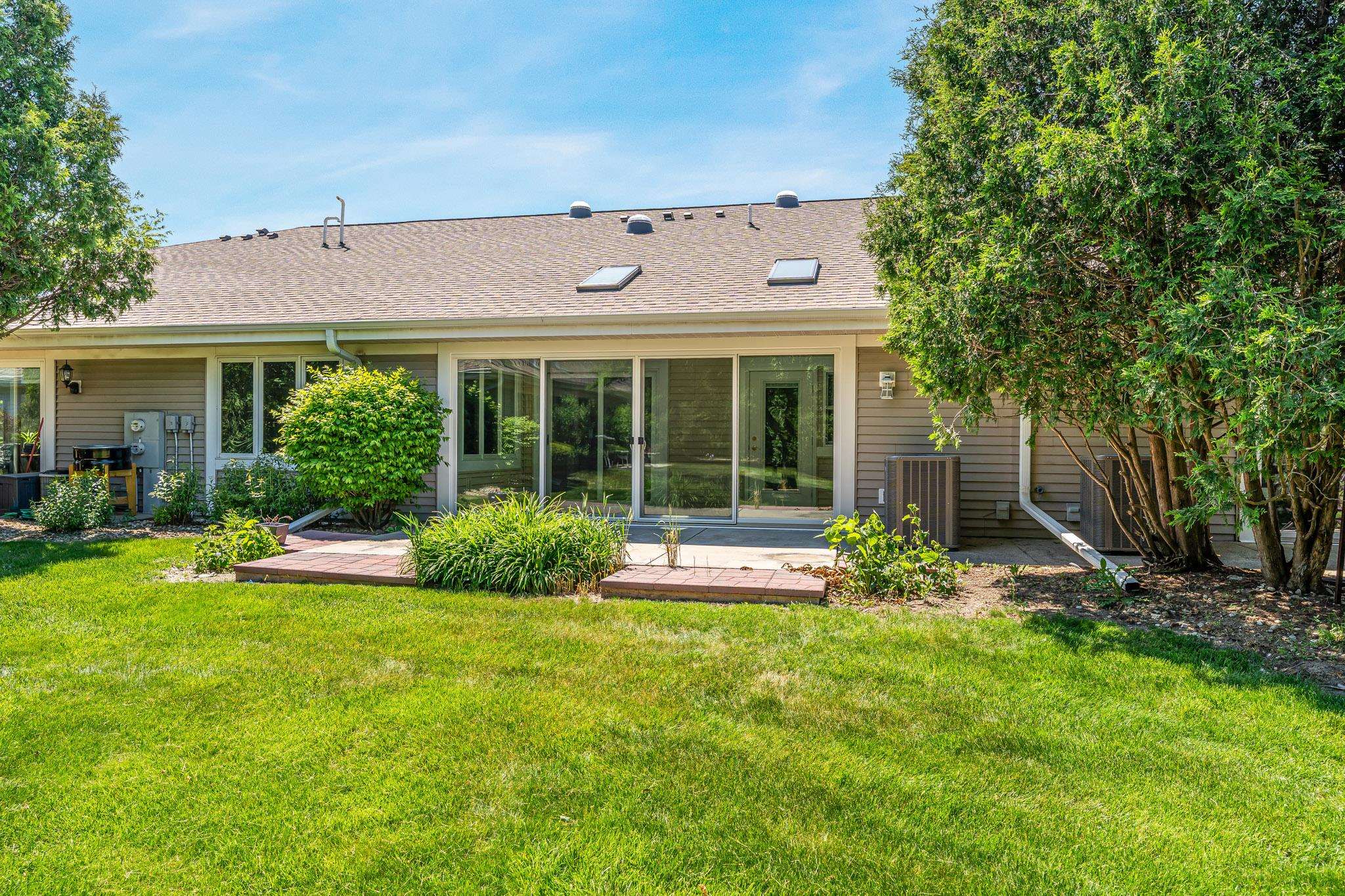 11014 MEQUON SQUARE Drive