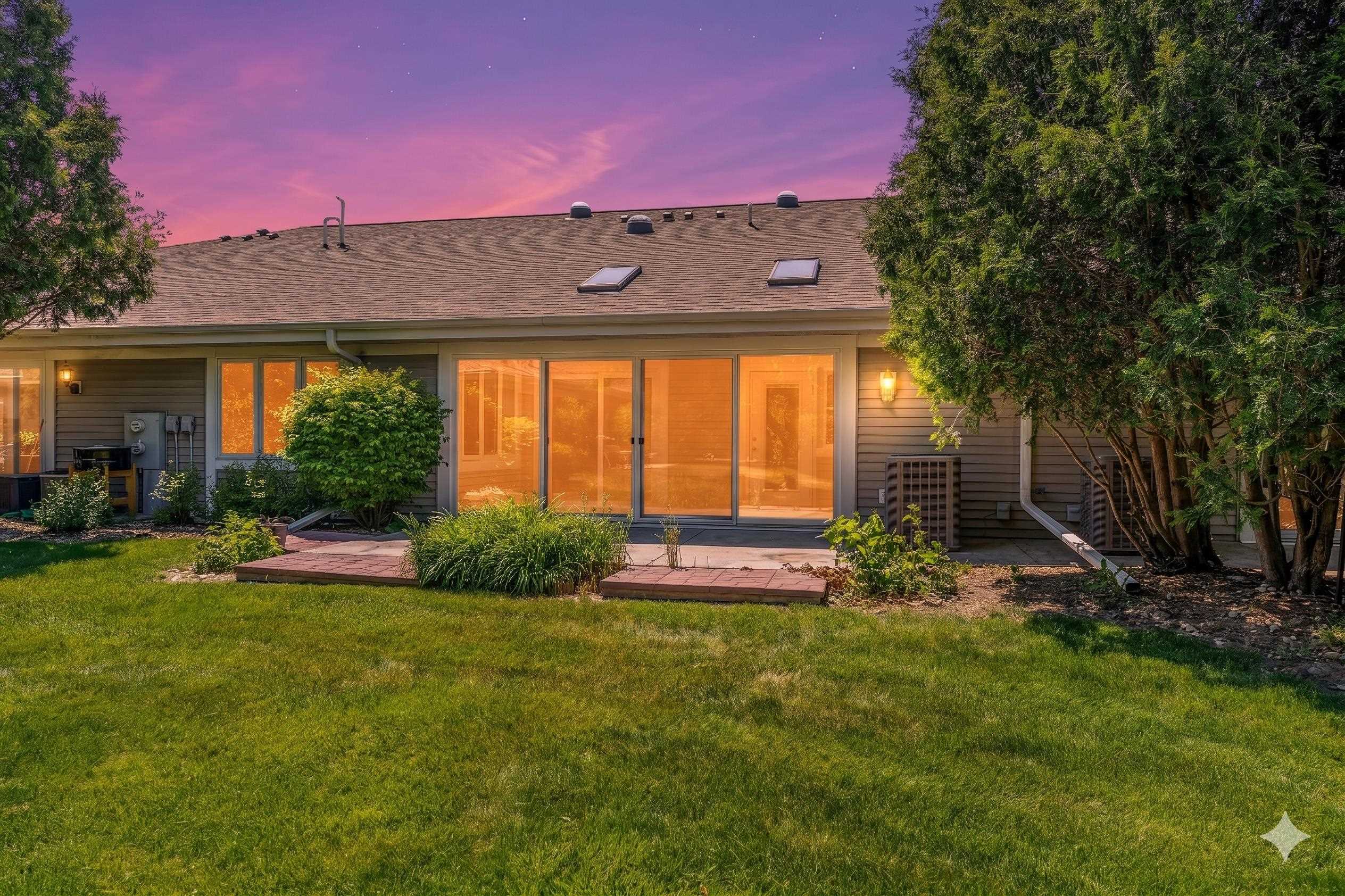 11014 MEQUON SQUARE Drive