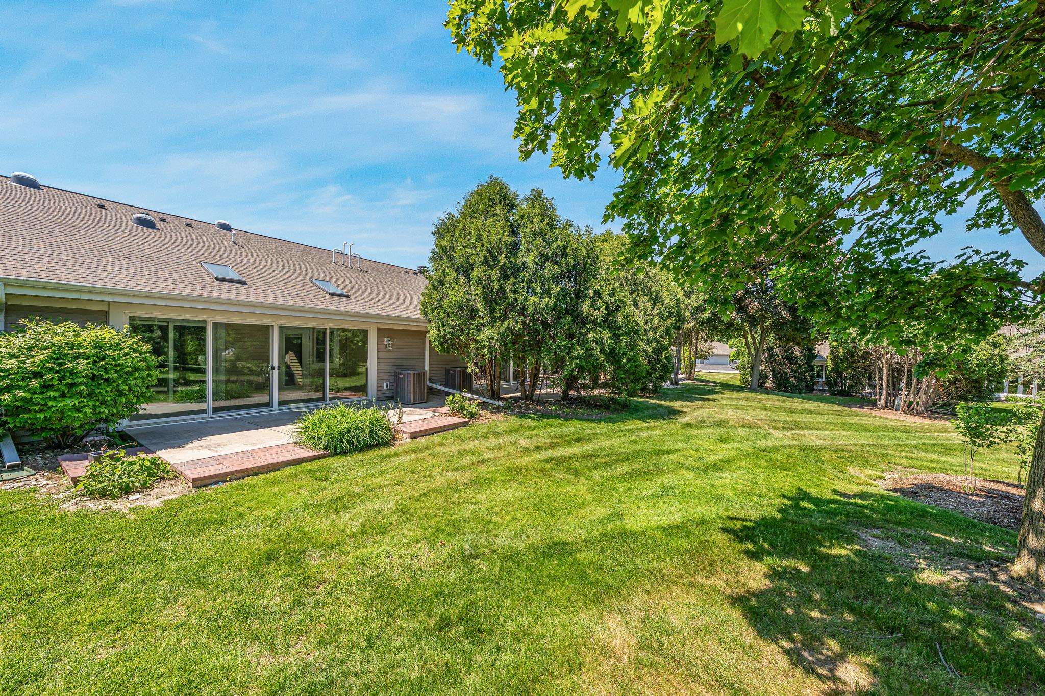 11014 MEQUON SQUARE Drive