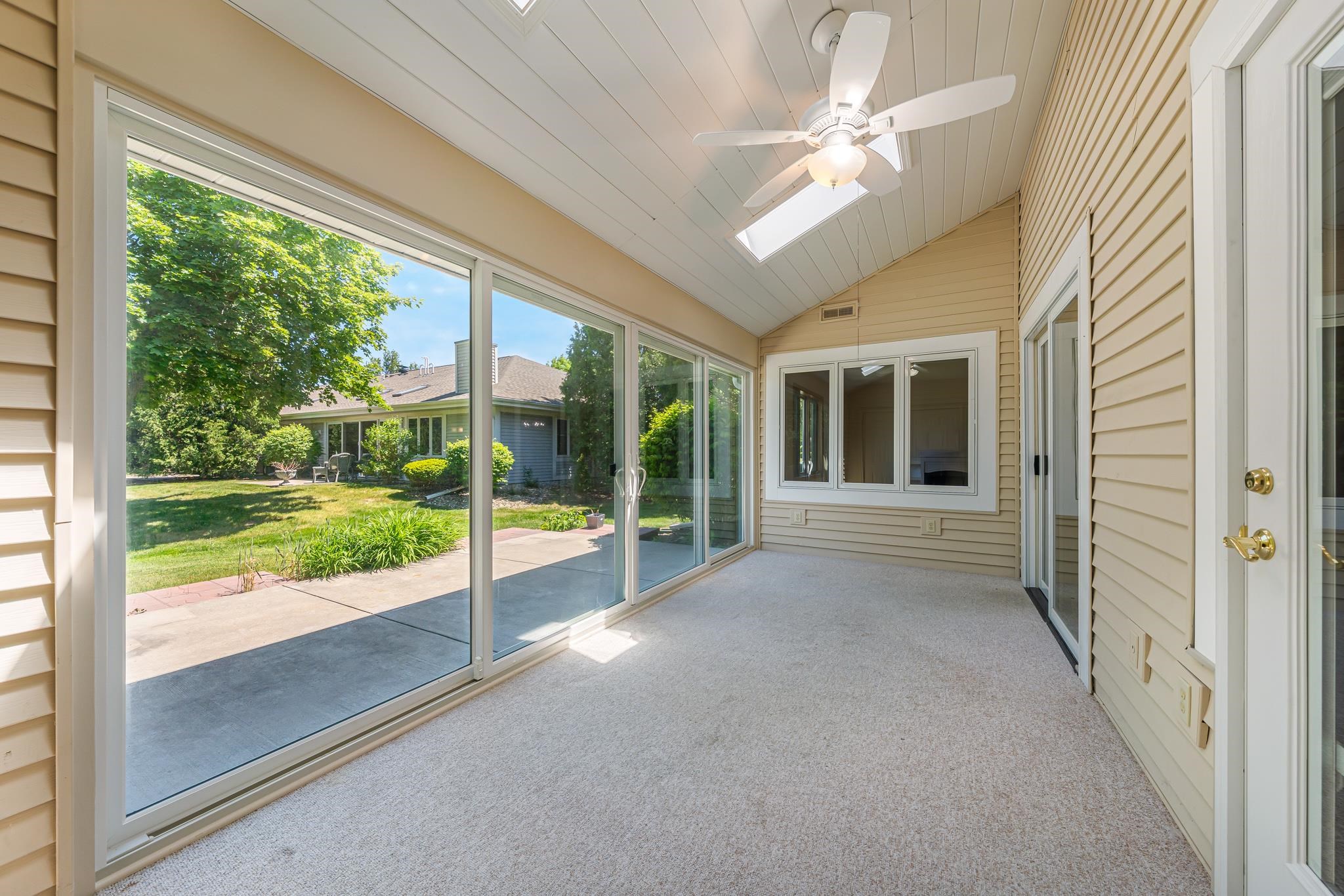 11014 MEQUON SQUARE Drive