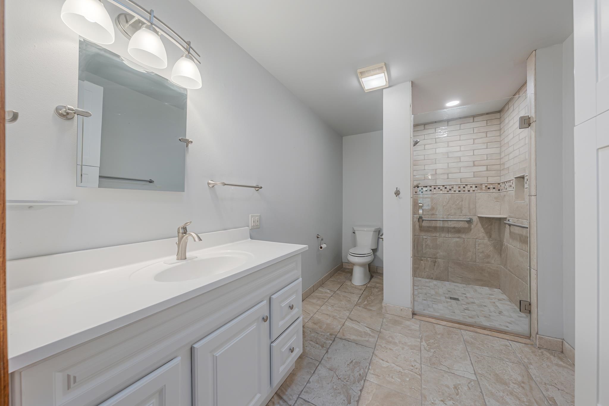 11014 MEQUON SQUARE Drive