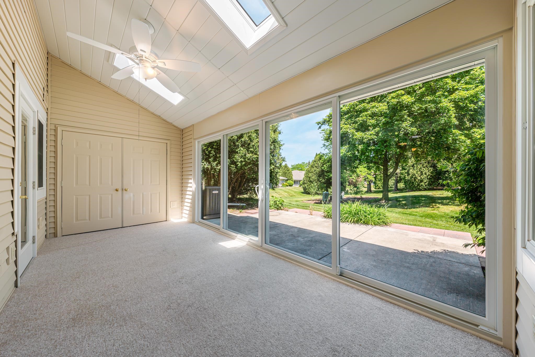 11014 MEQUON SQUARE Drive