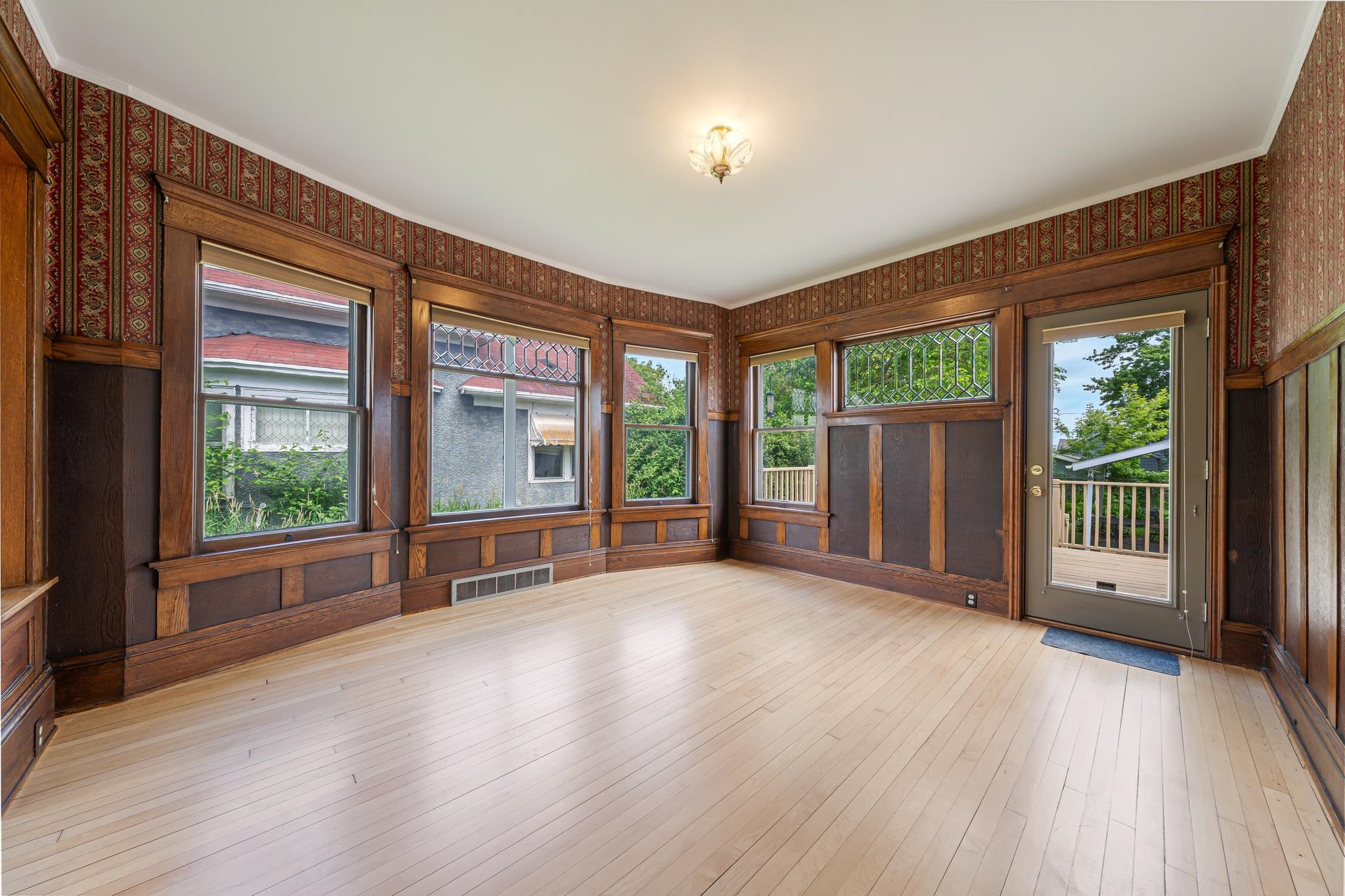 317 SHERRY Street