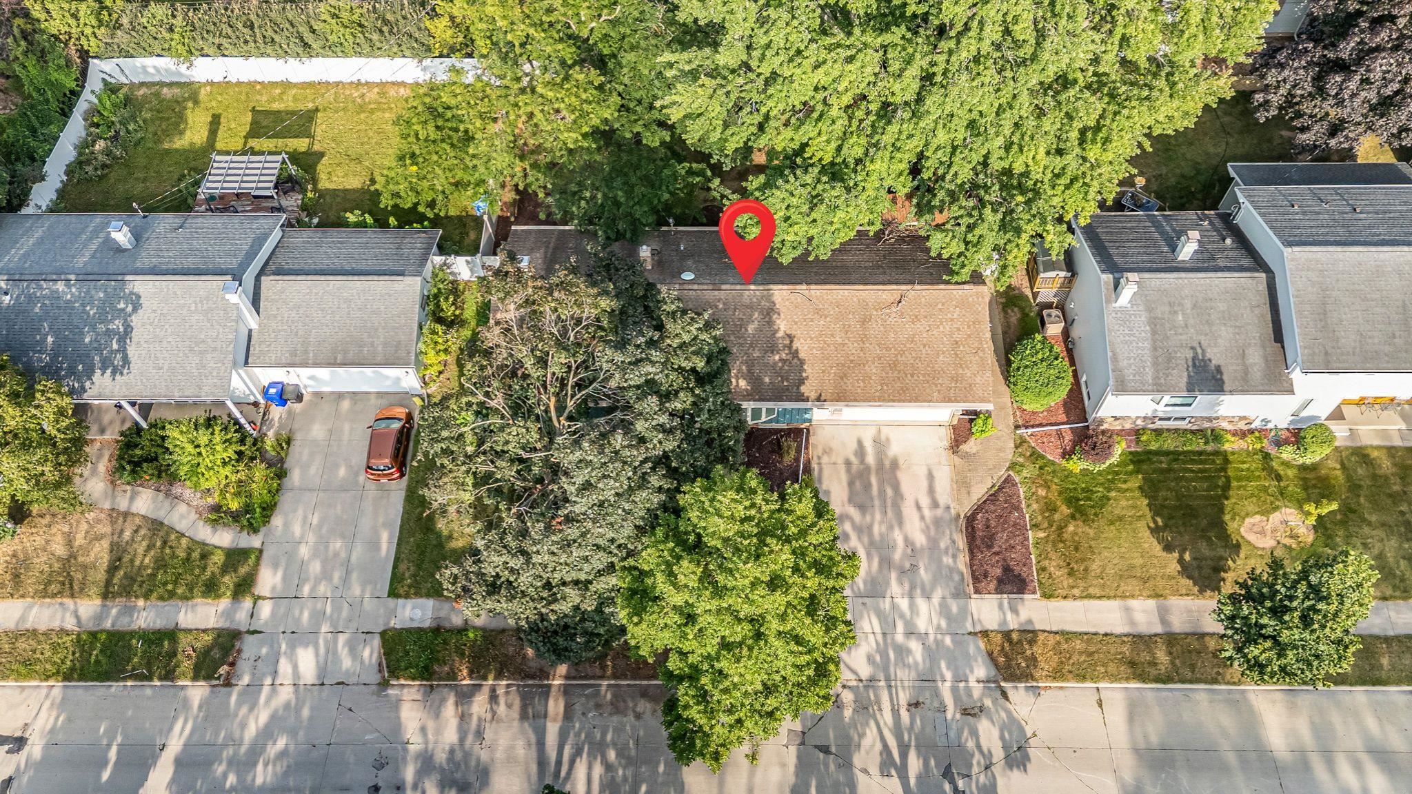 1708 N LINWOOD Avenue