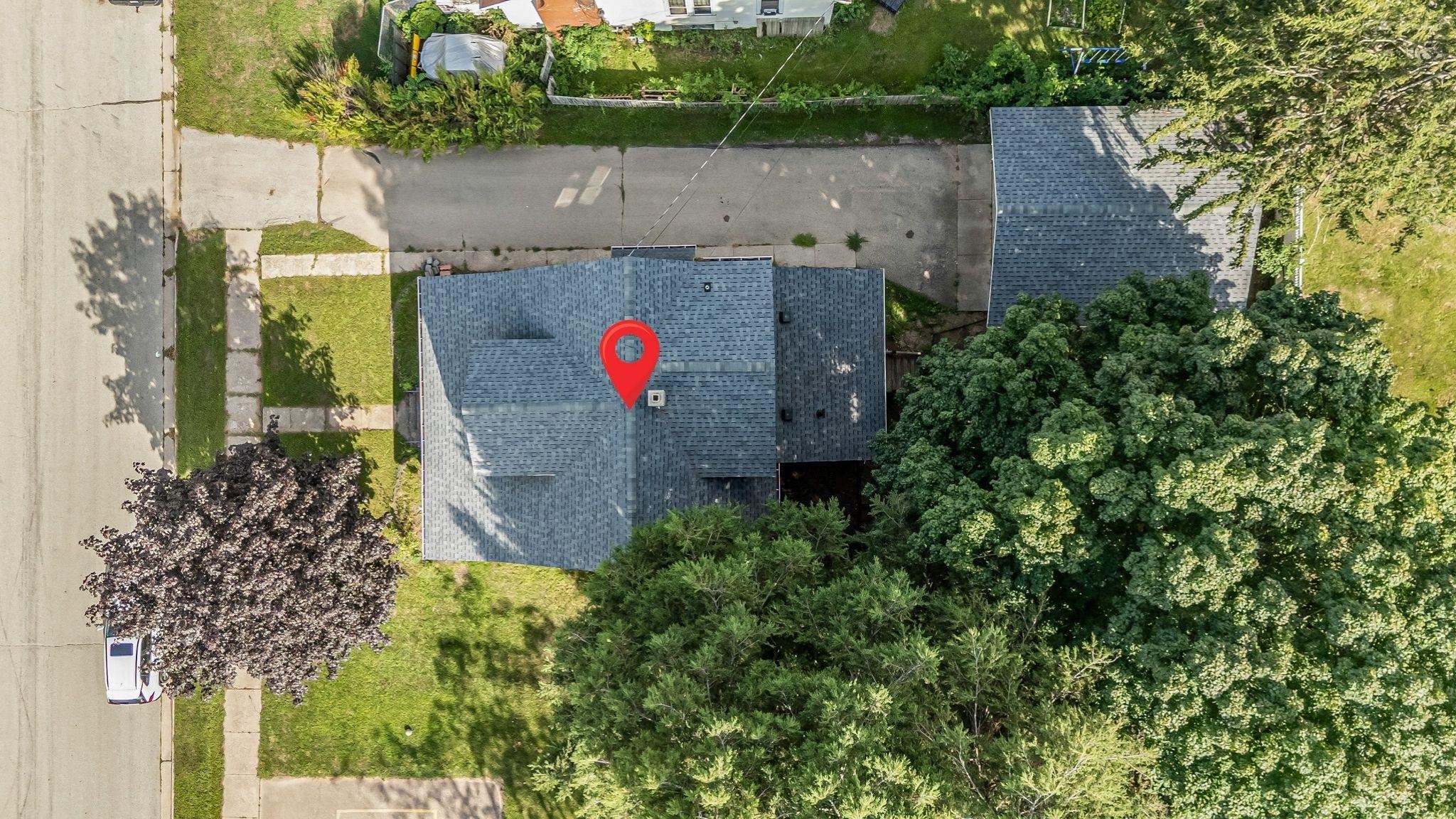 105 E SUMNER Street