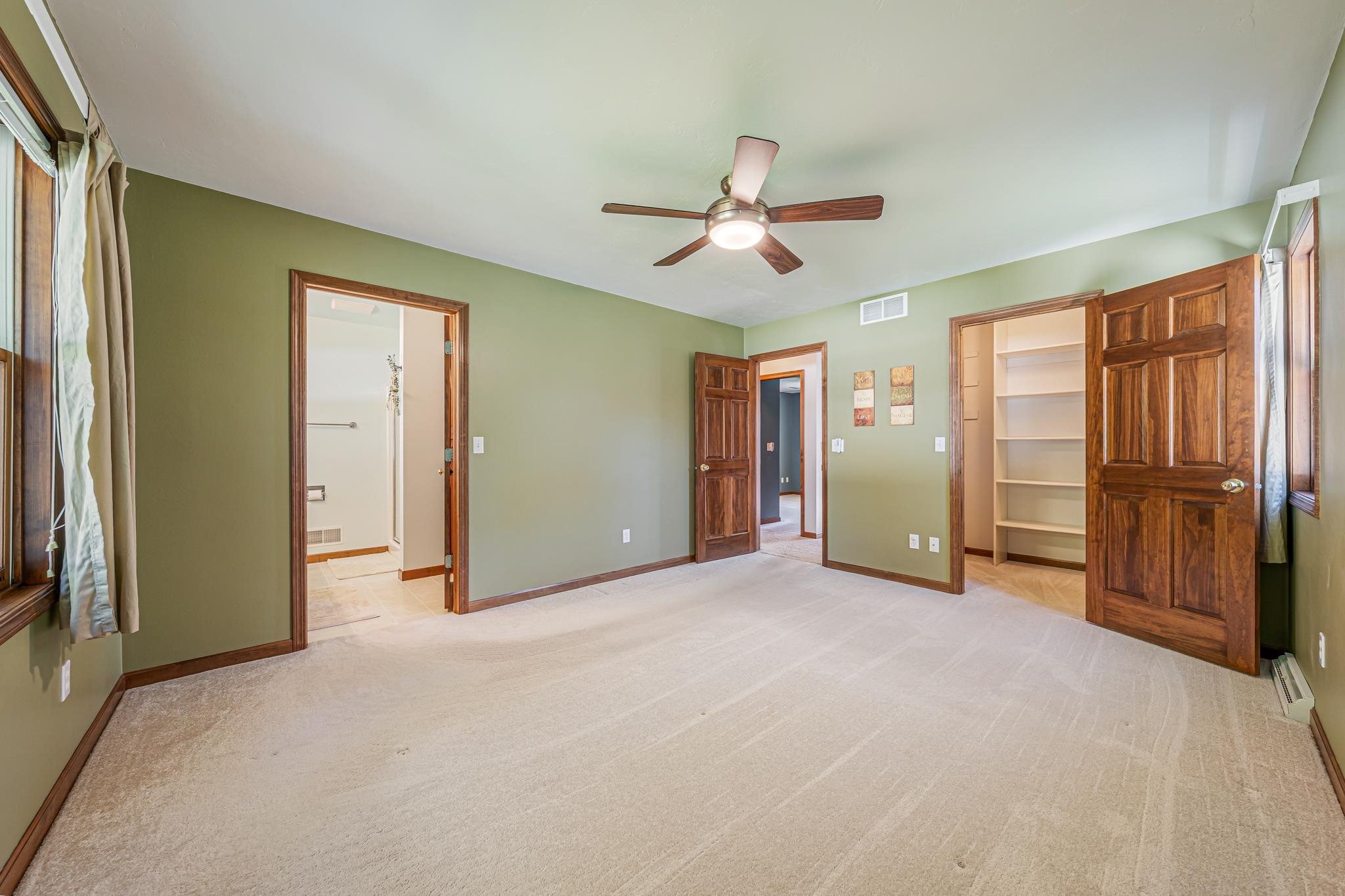 2276 LOST DAUPHIN Road