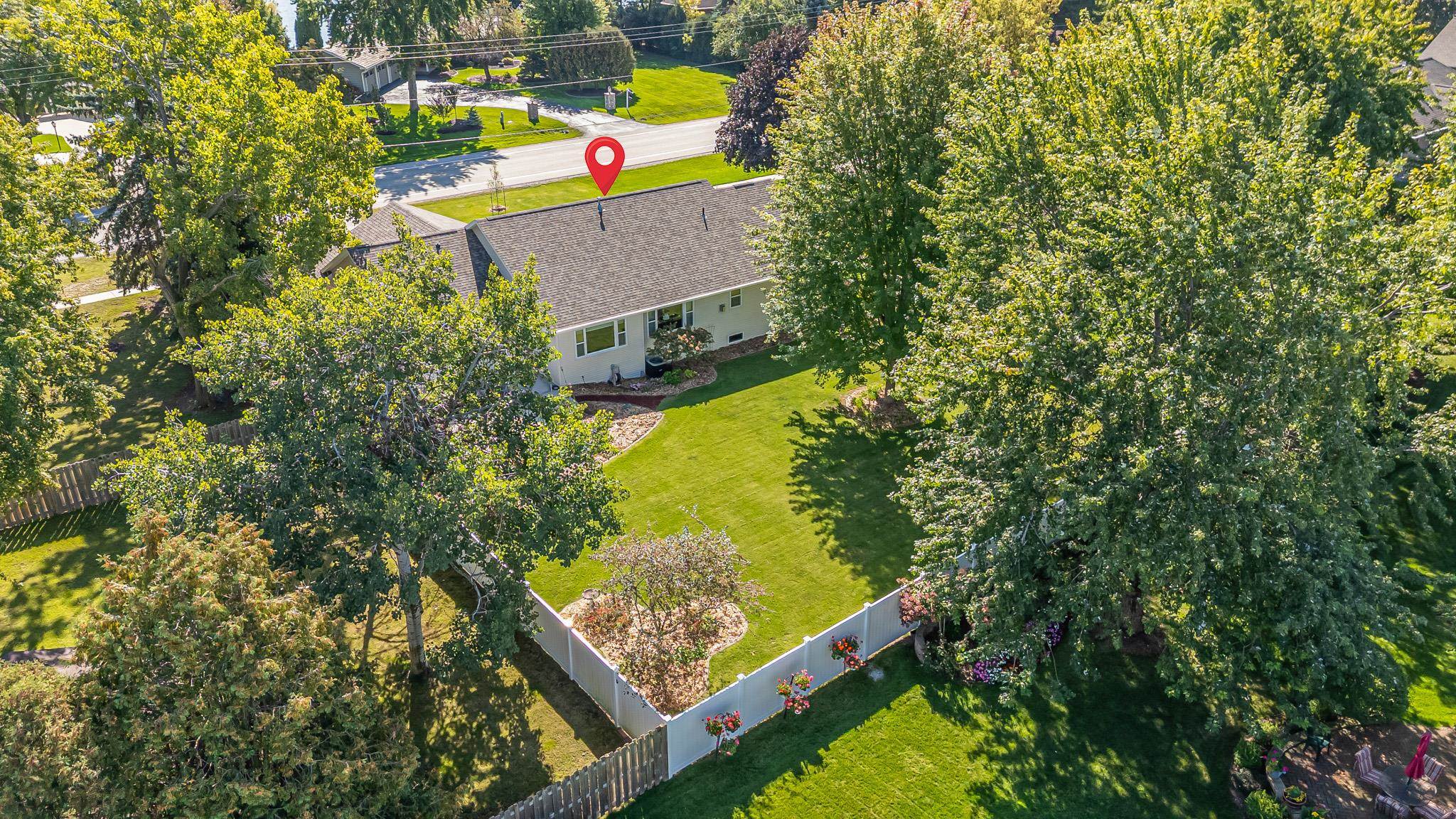 2276 LOST DAUPHIN Road