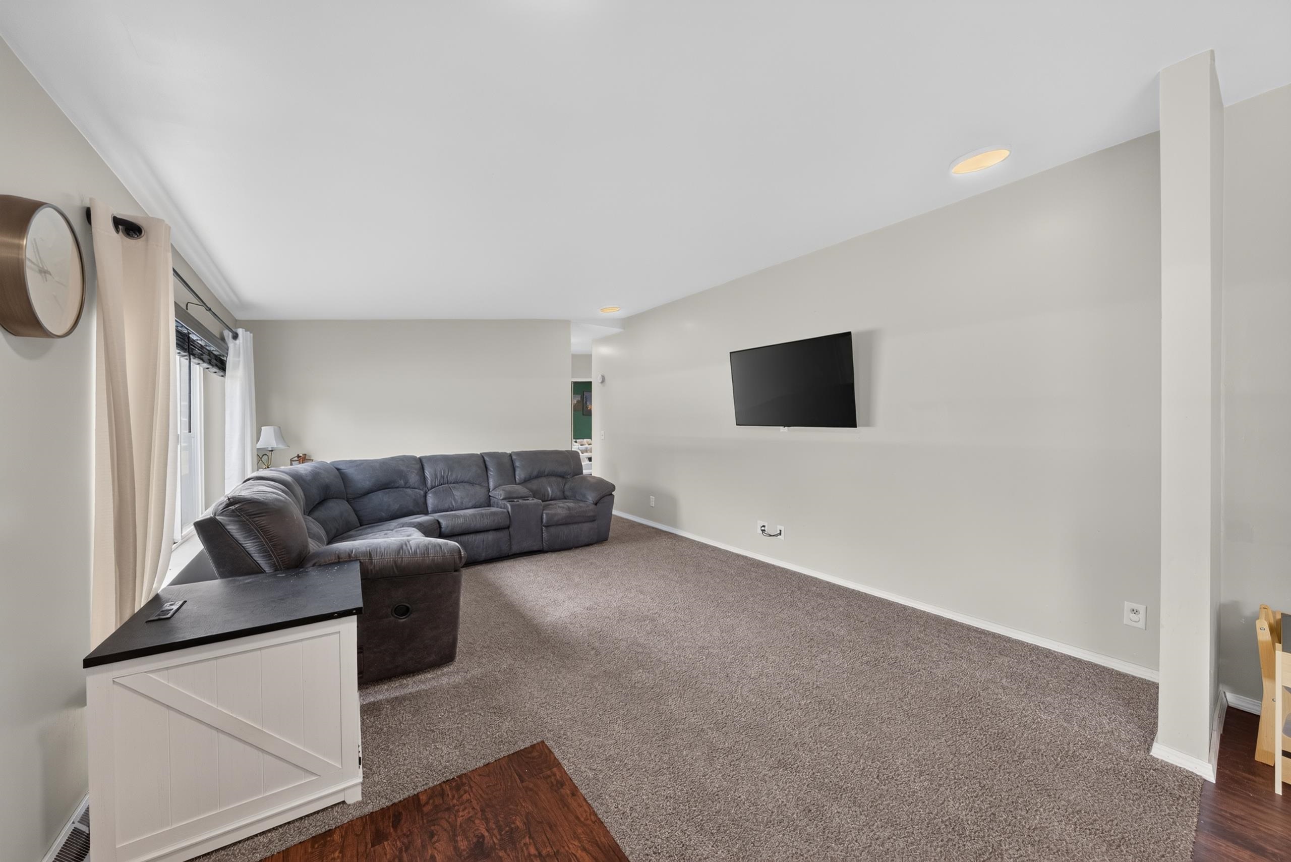 4201 MATUSZAK Court