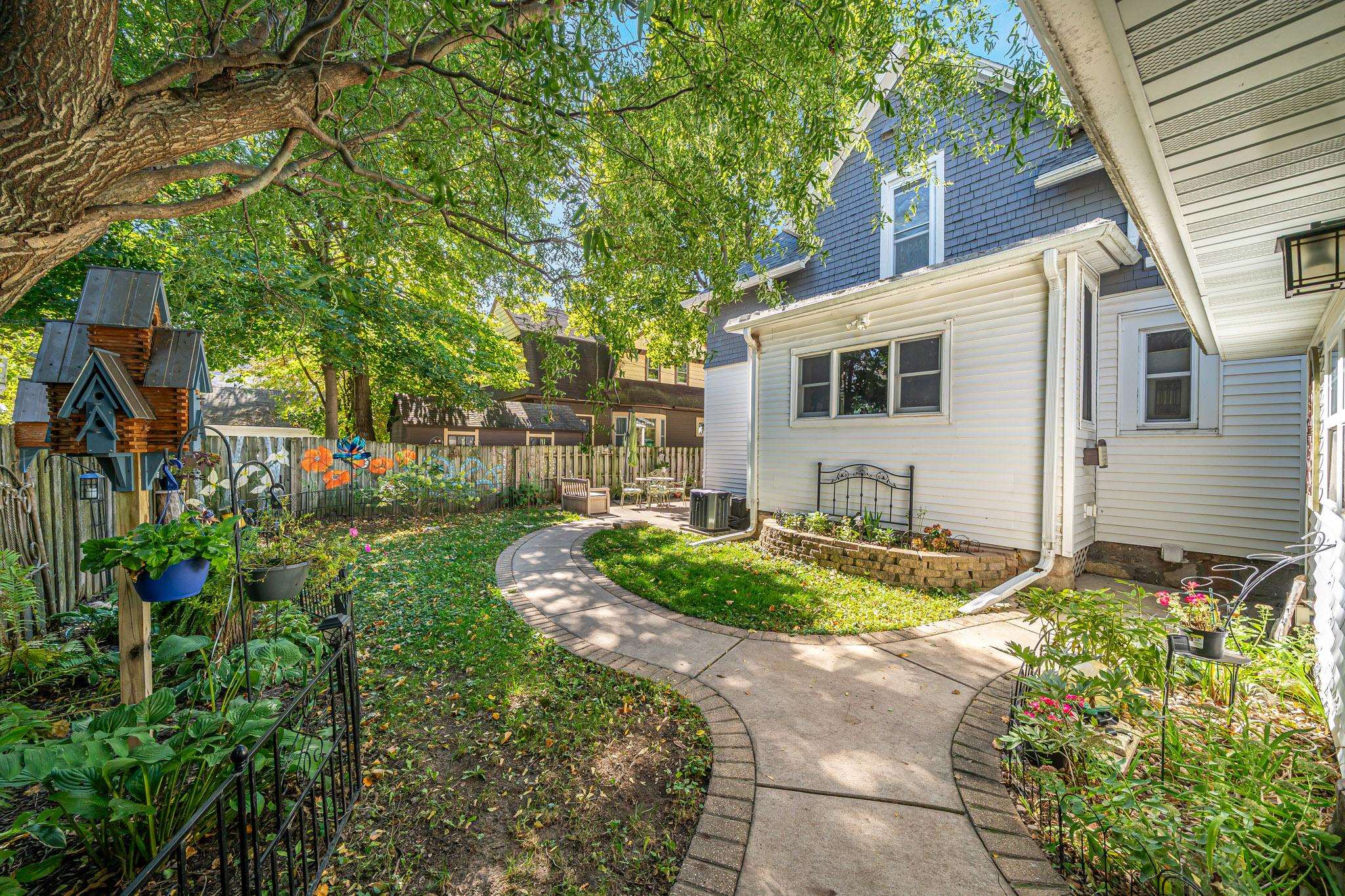 538 N IDA Street