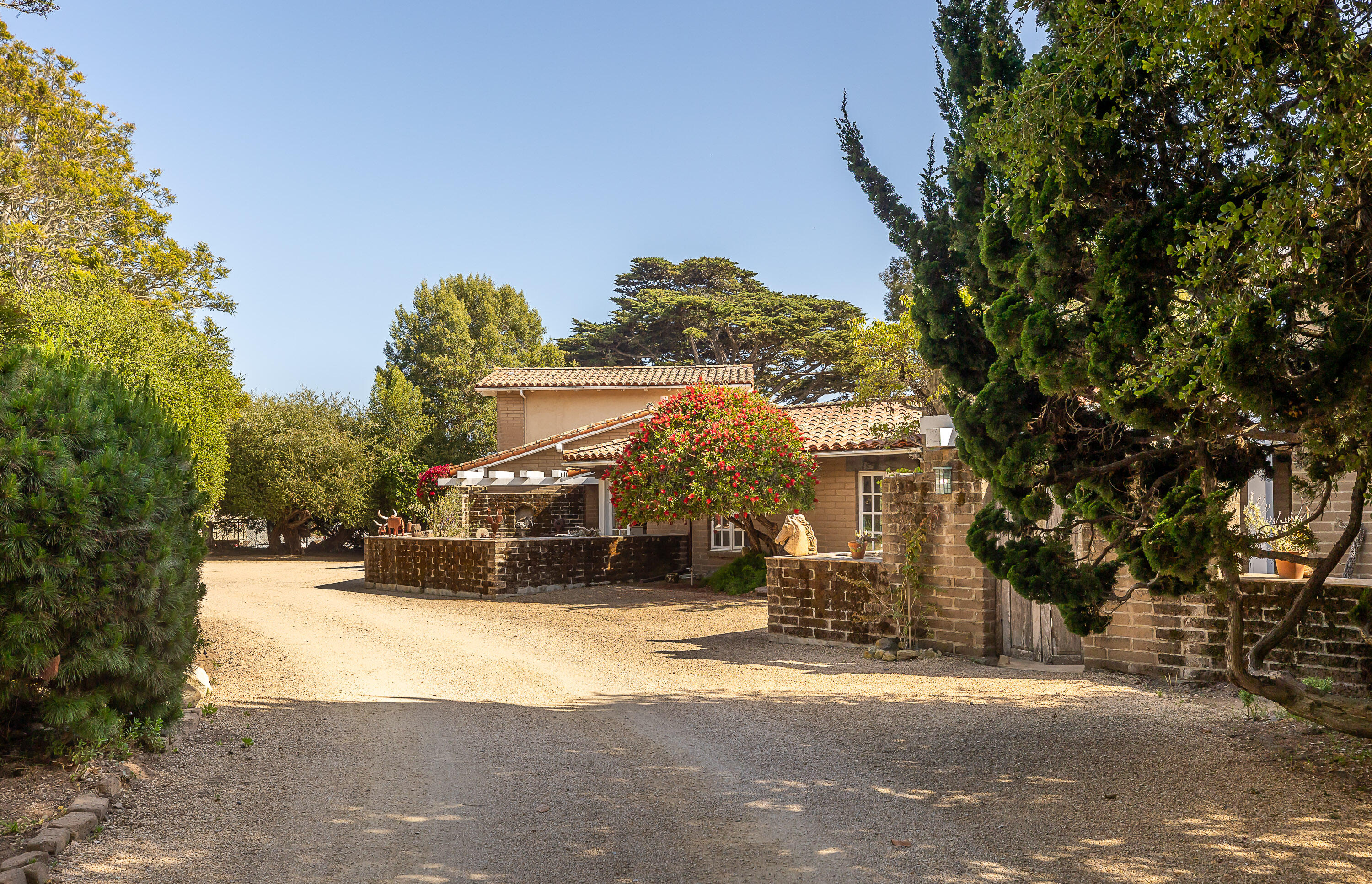 4205 Mariposa Drive