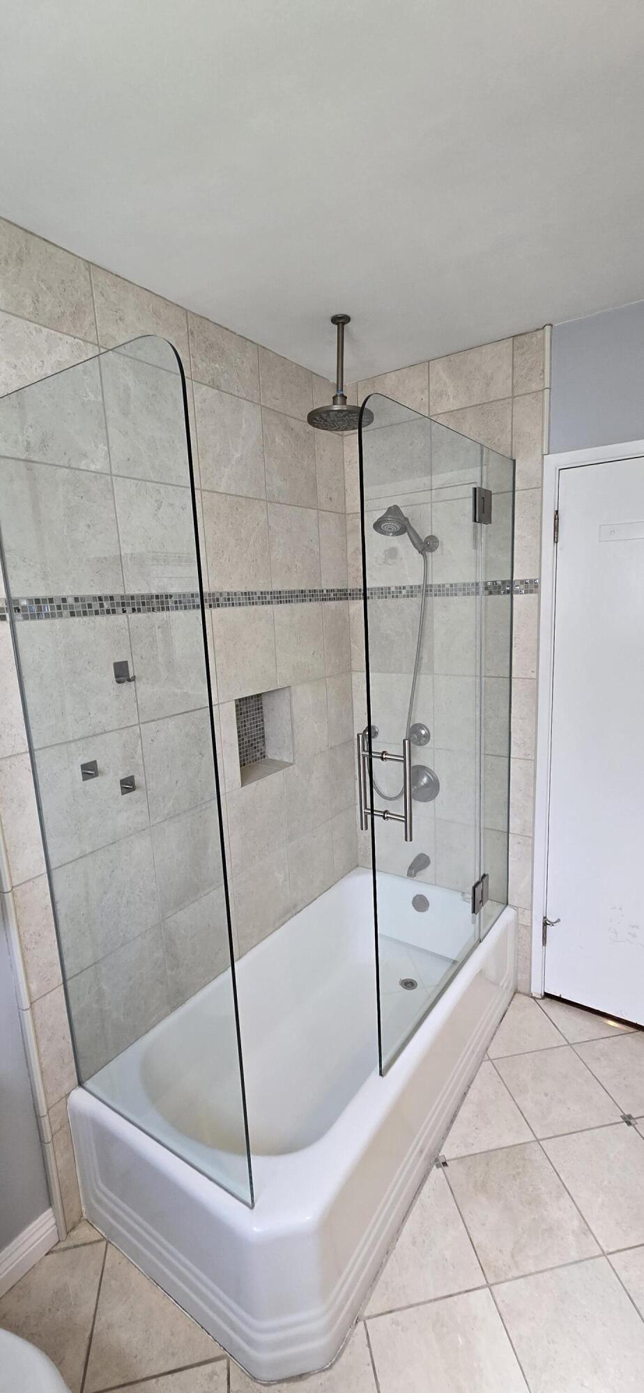 26 W Constance Avenue, 2
