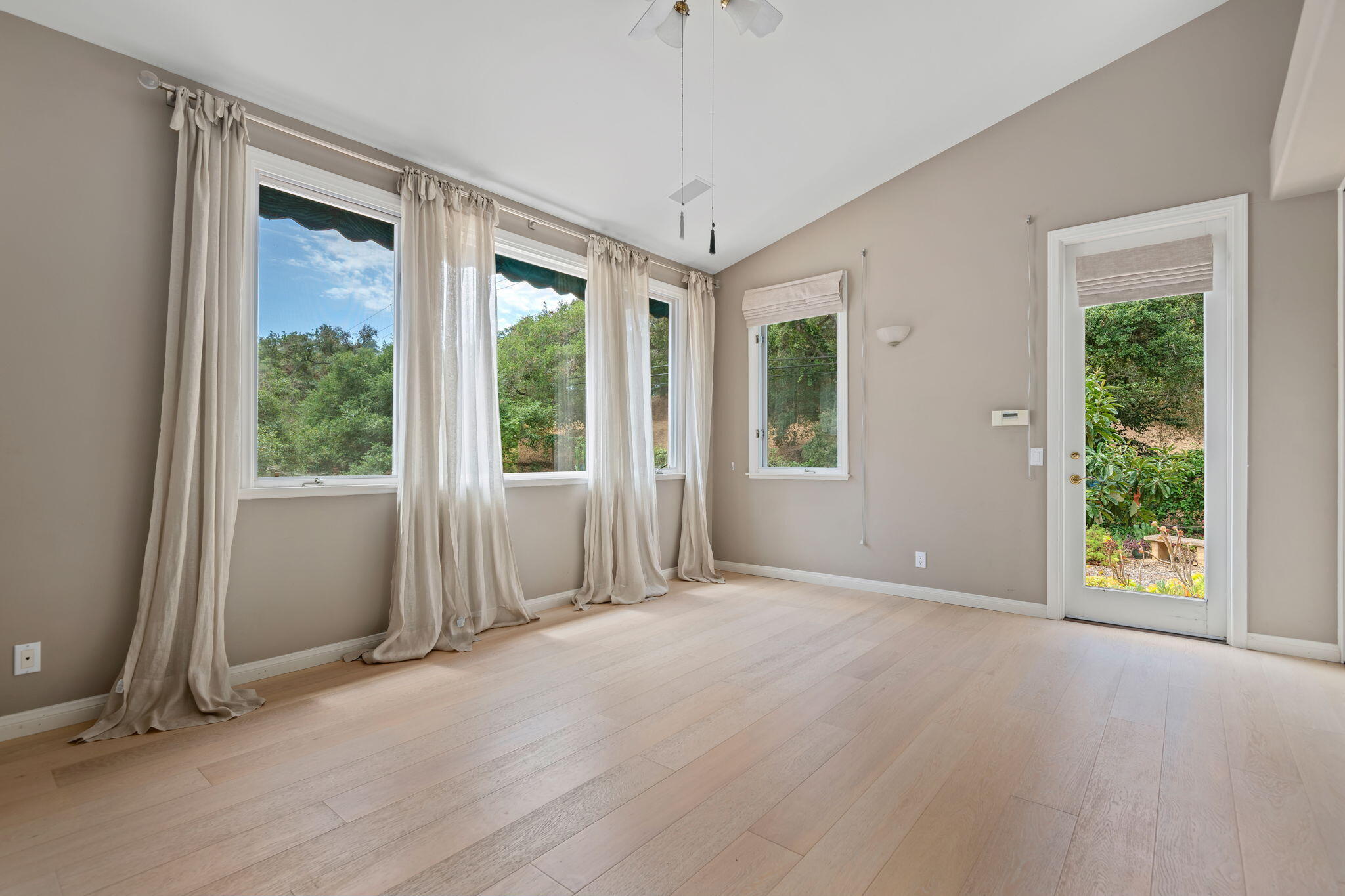 4140 Hidden Oaks Road