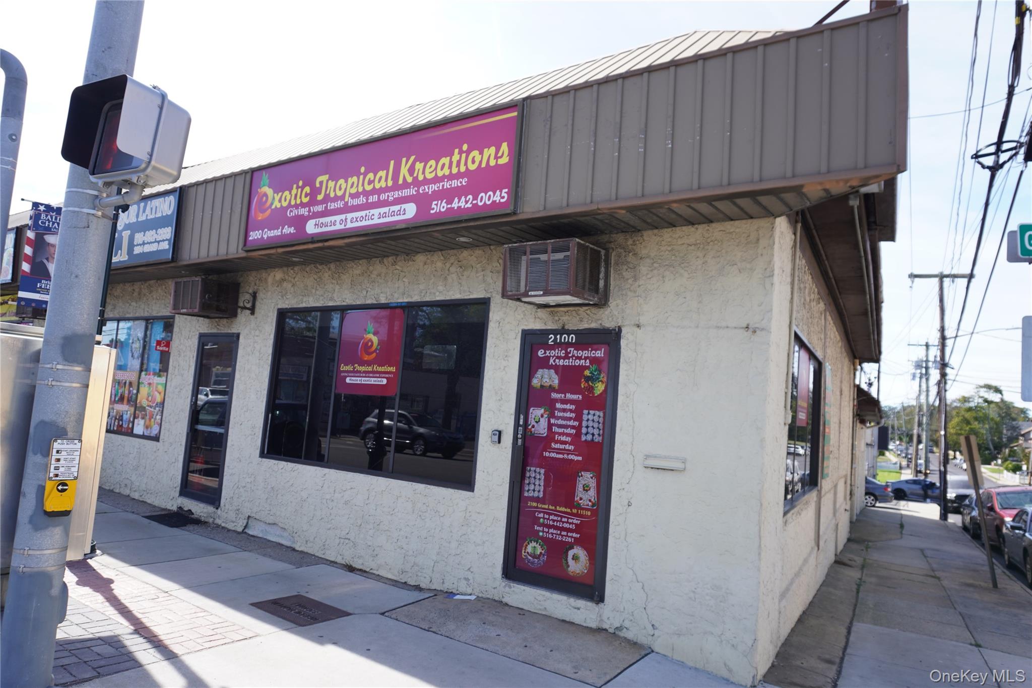 2100-2106 Grand Avenue Unit: 2100