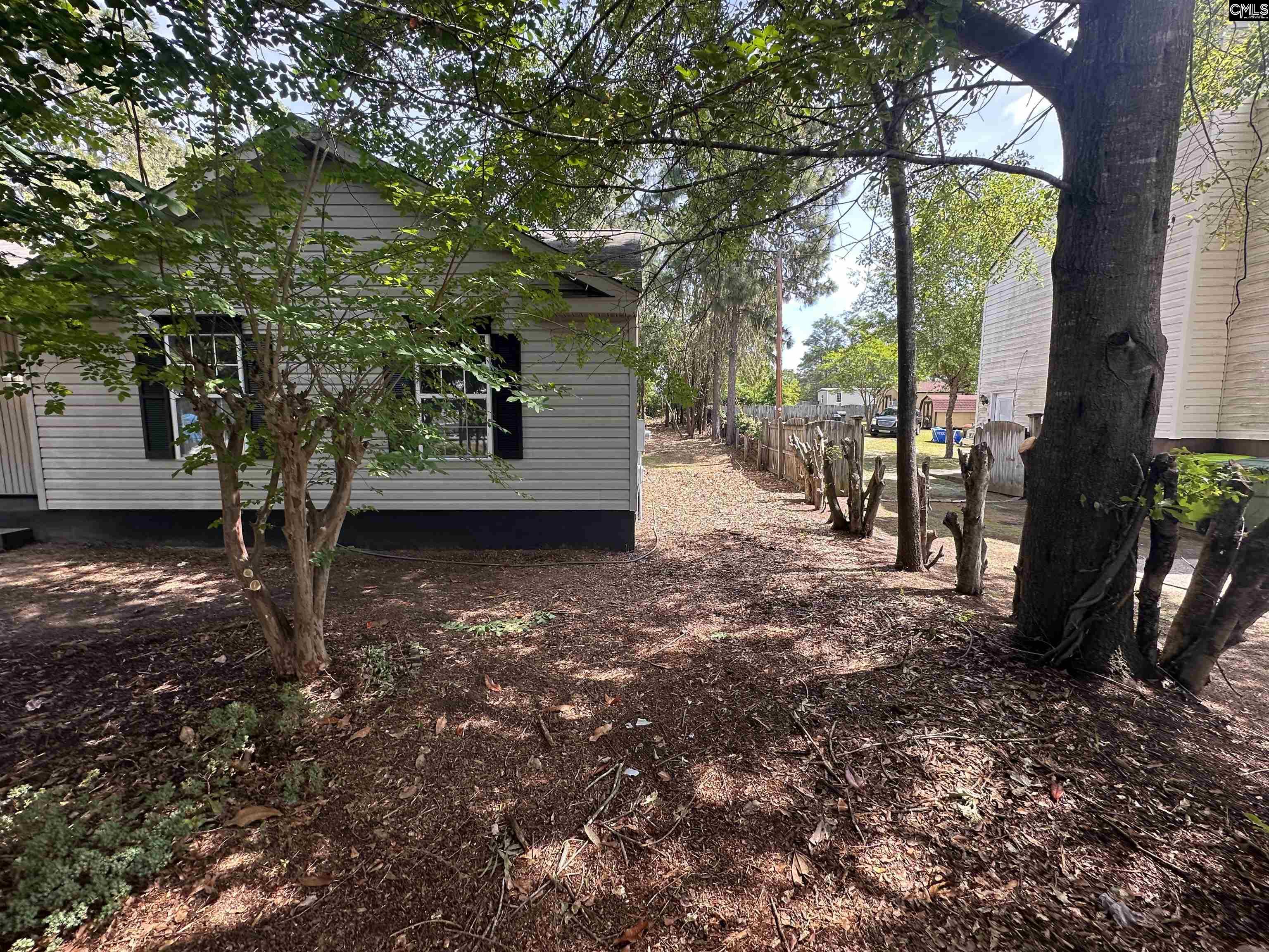 512 N DONAR Drive