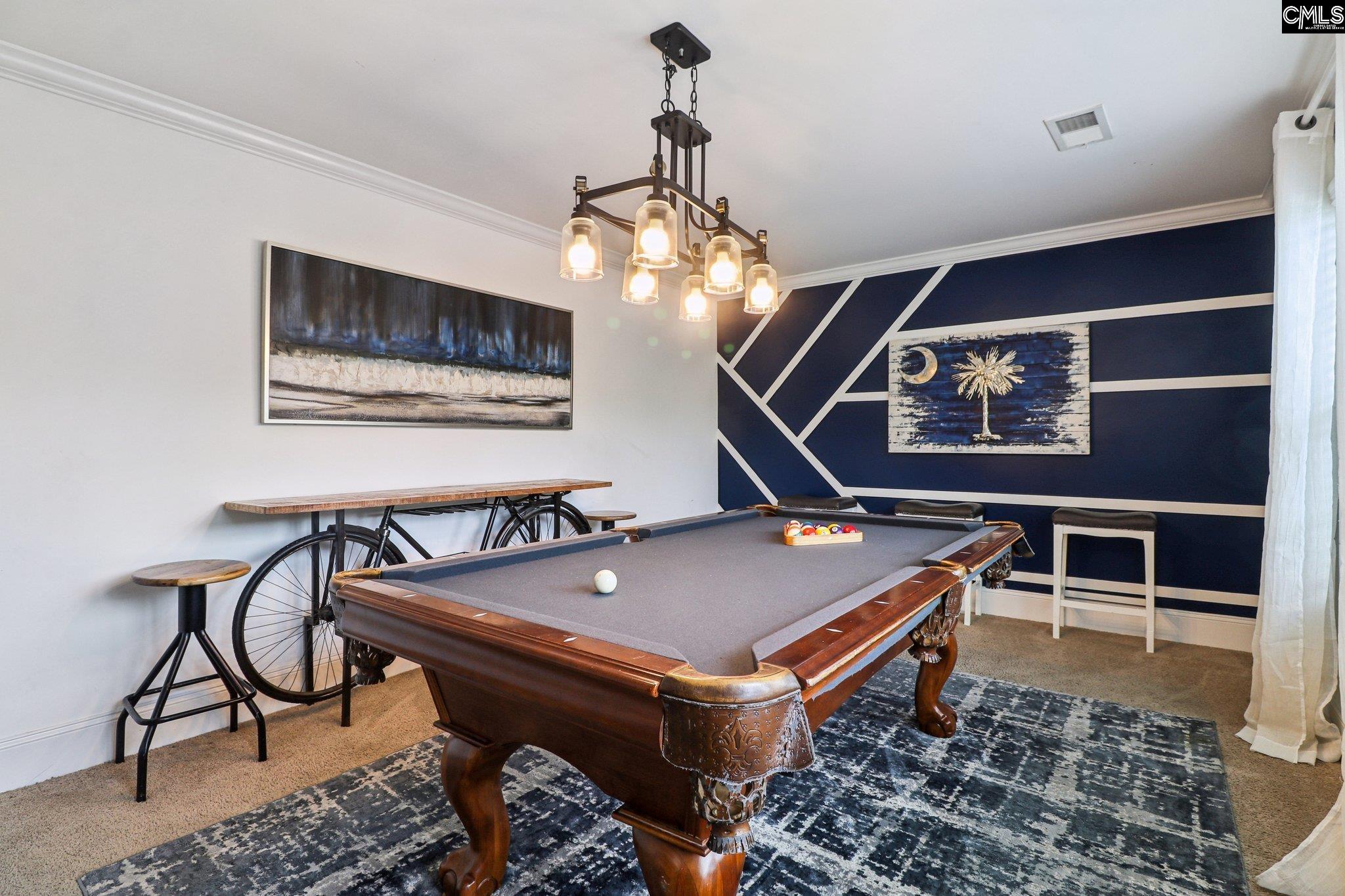 1021 Acacia Lane