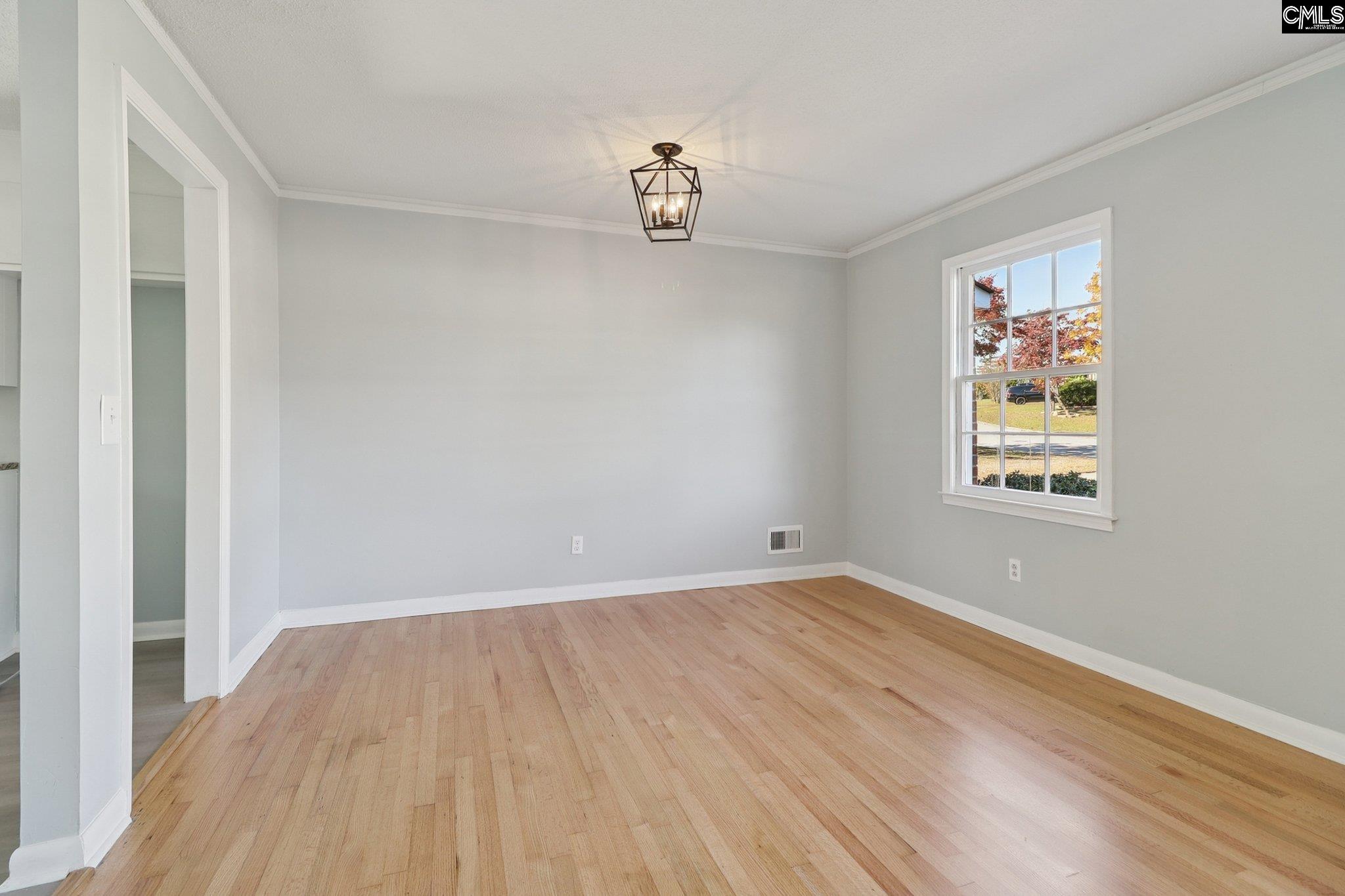 216 Meadowbury Drive