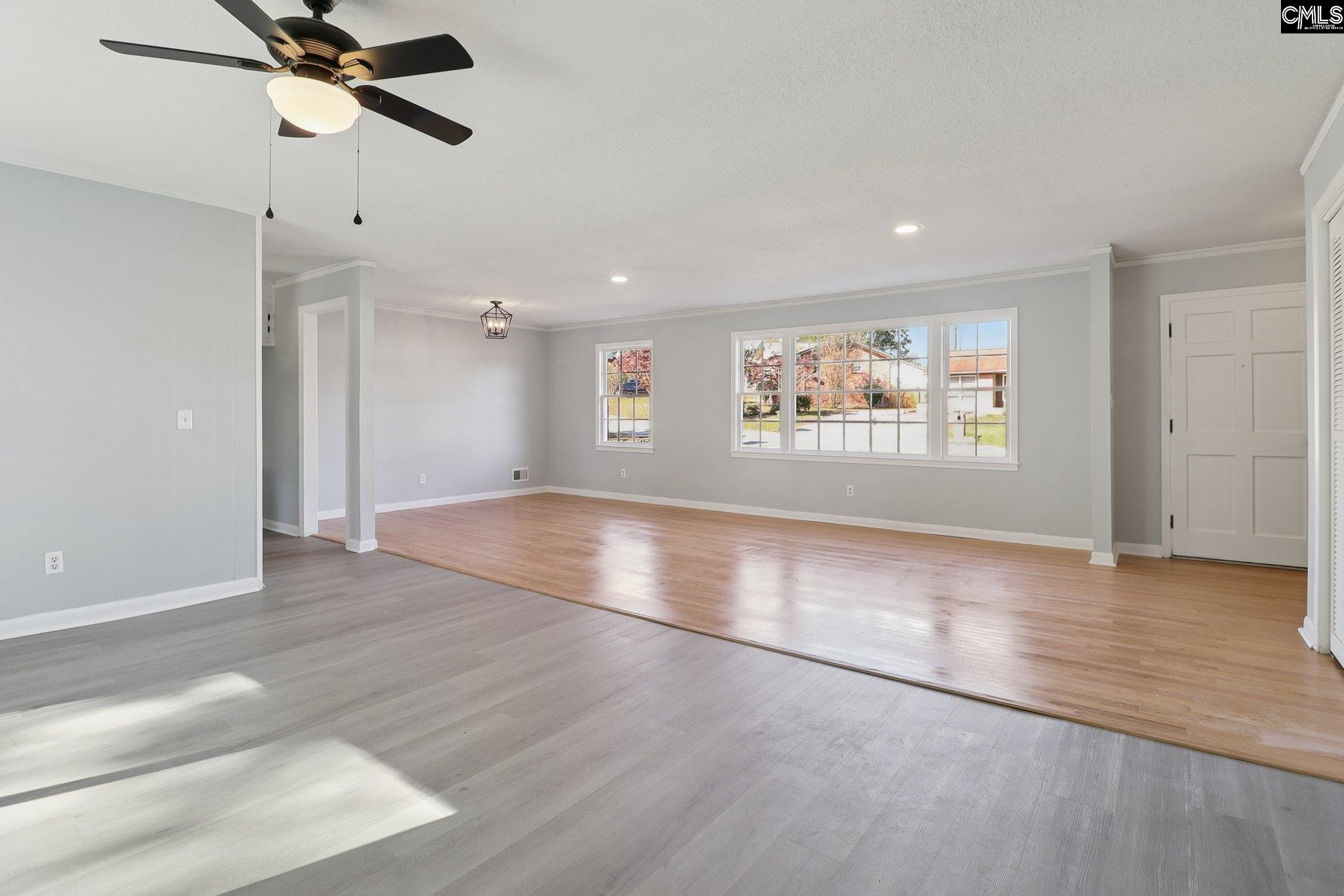 216 Meadowbury Drive