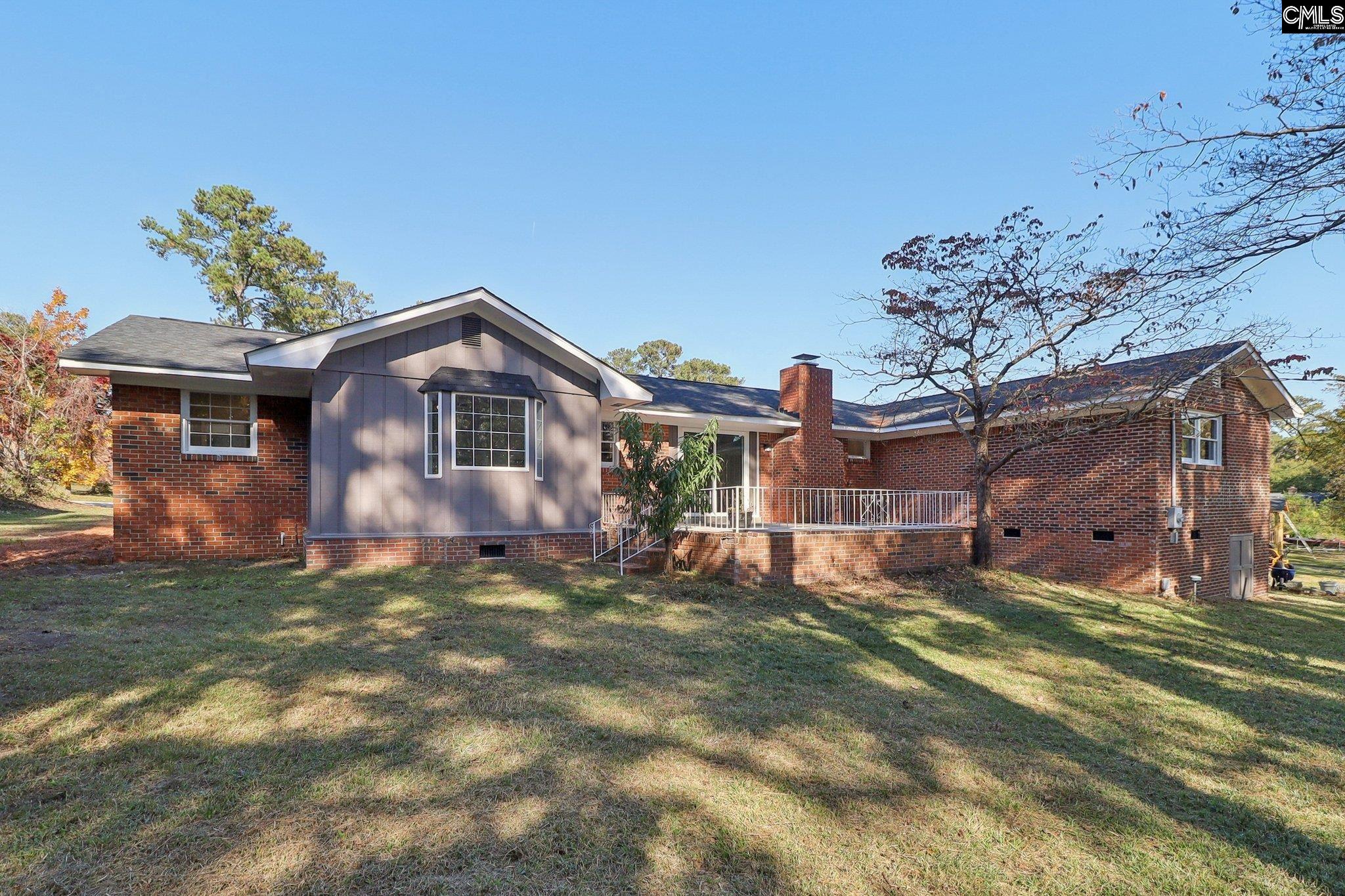 216 Meadowbury Drive