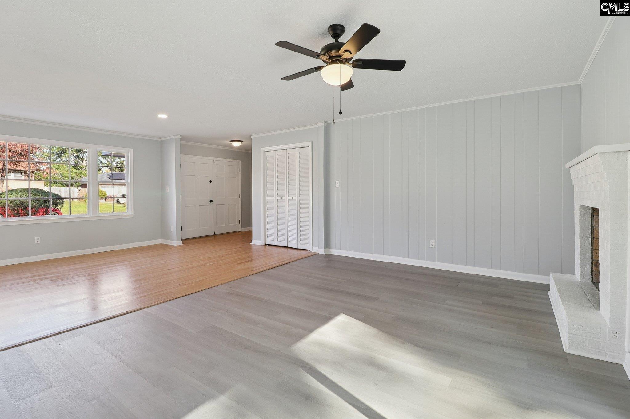 216 Meadowbury Drive