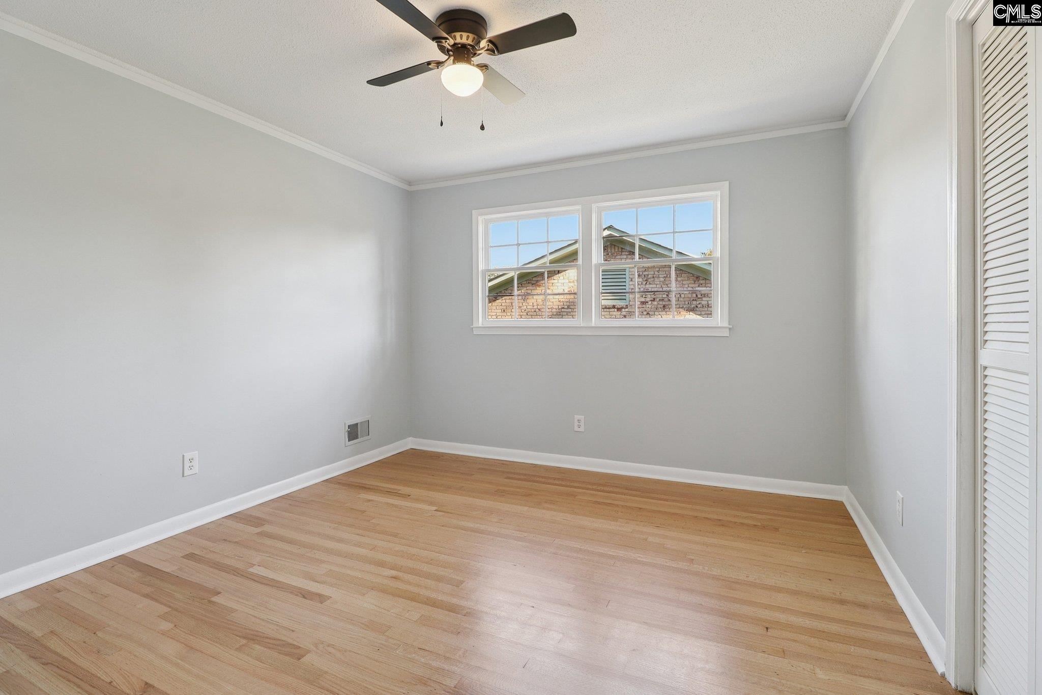 216 Meadowbury Drive